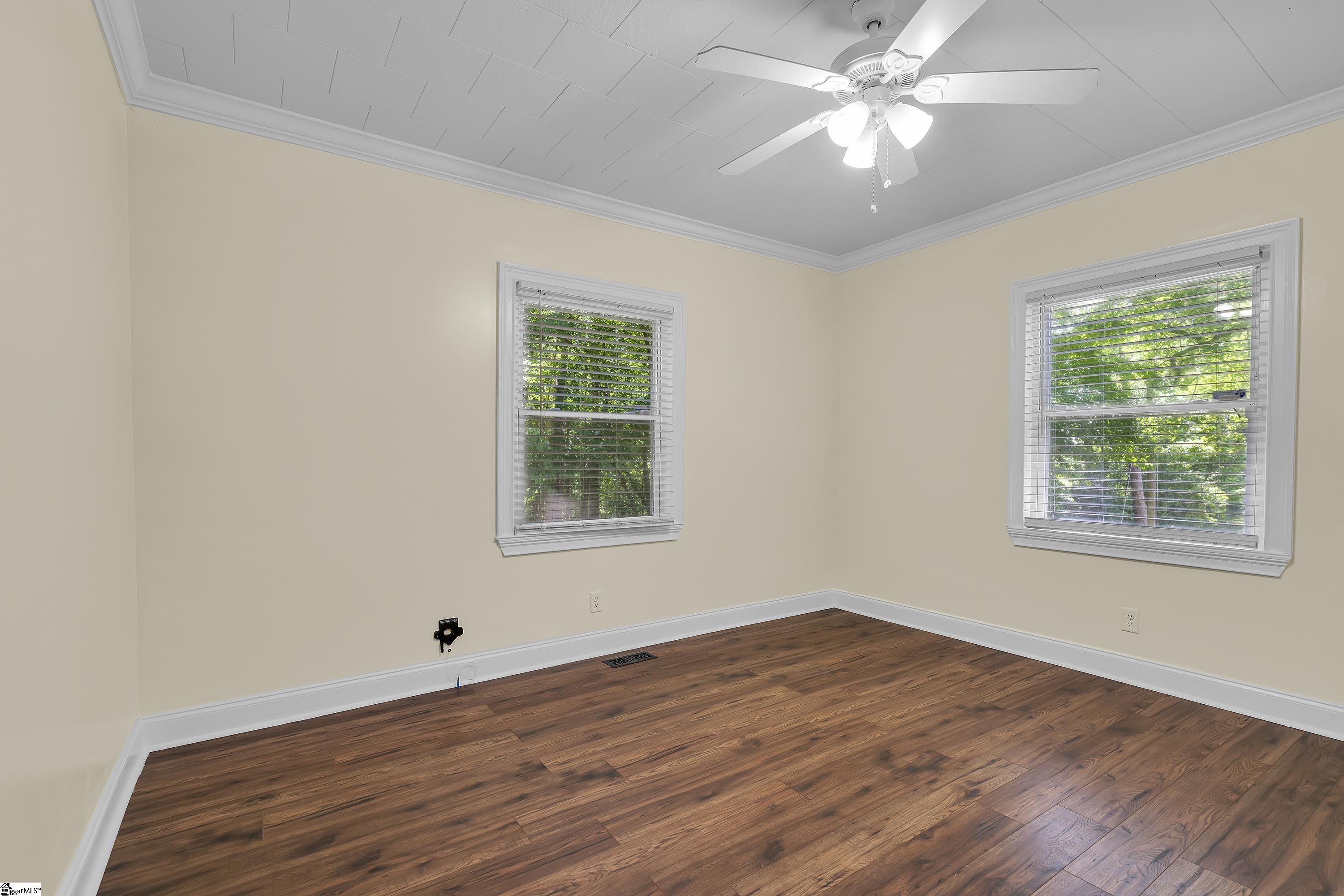 2561 Whitestone Road Property Photo 6