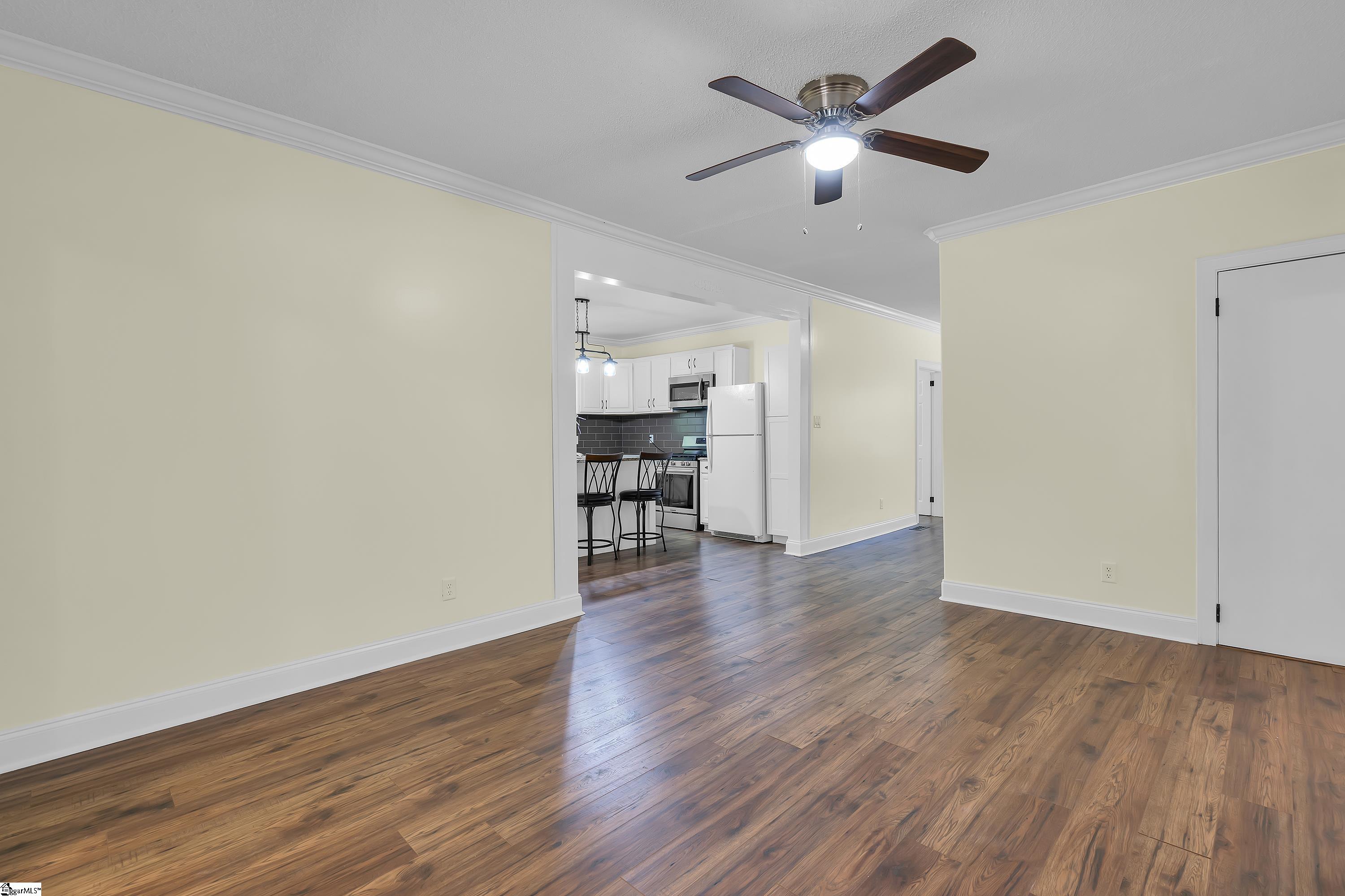 2561 Whitestone Road Property Photo 8