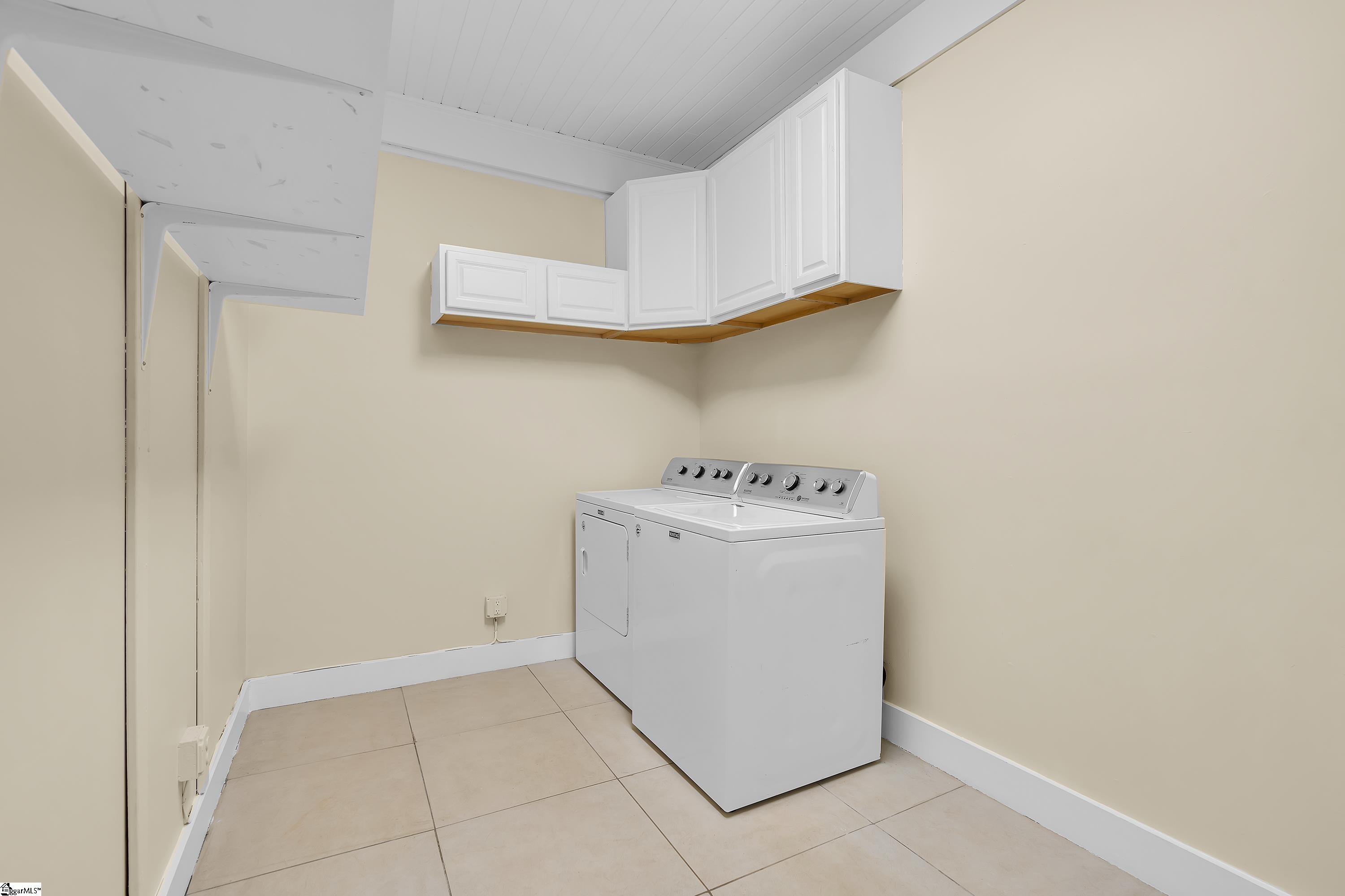 2561 Whitestone Road Property Photo 12
