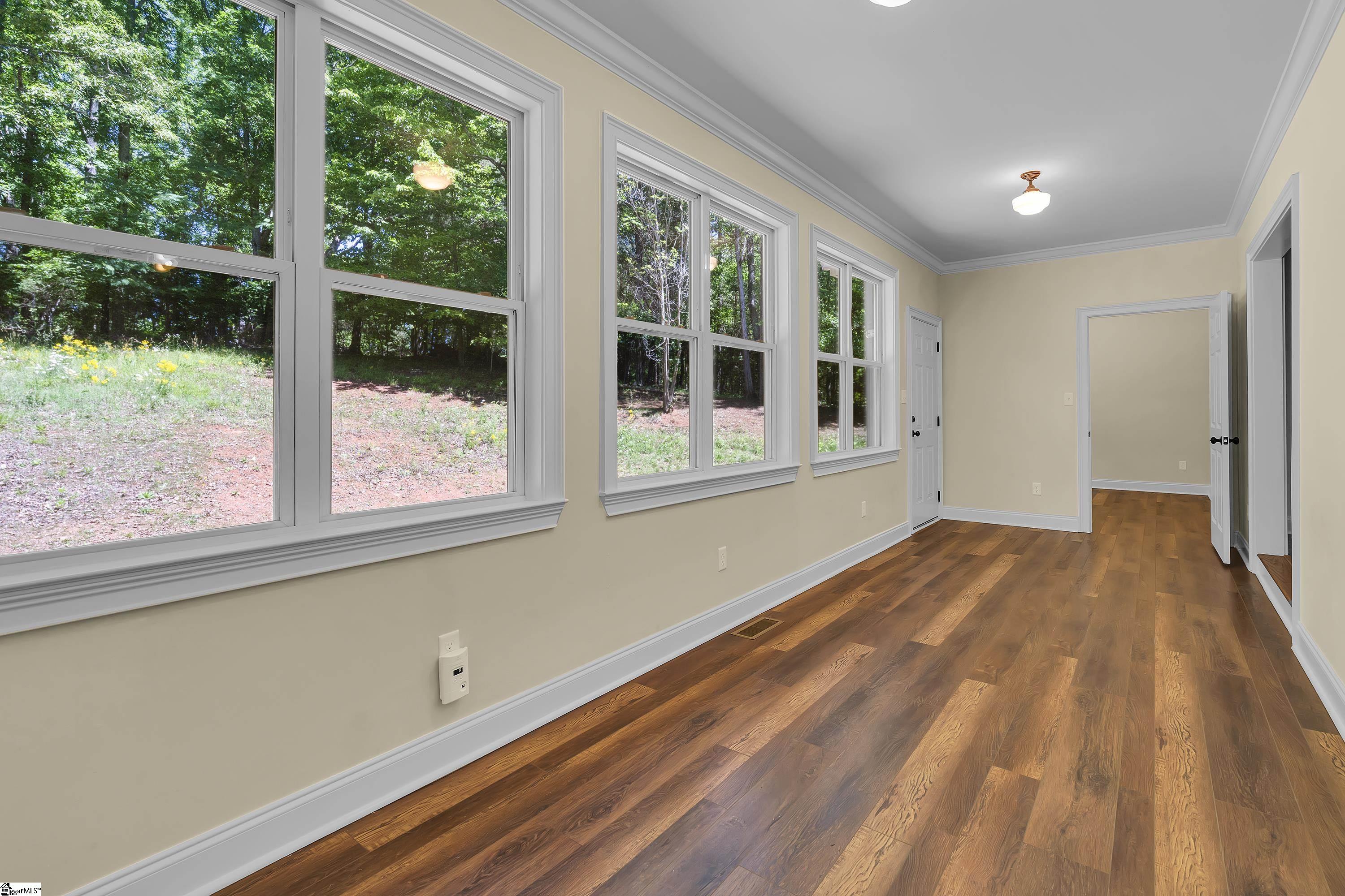 2561 Whitestone Road Property Photo 13
