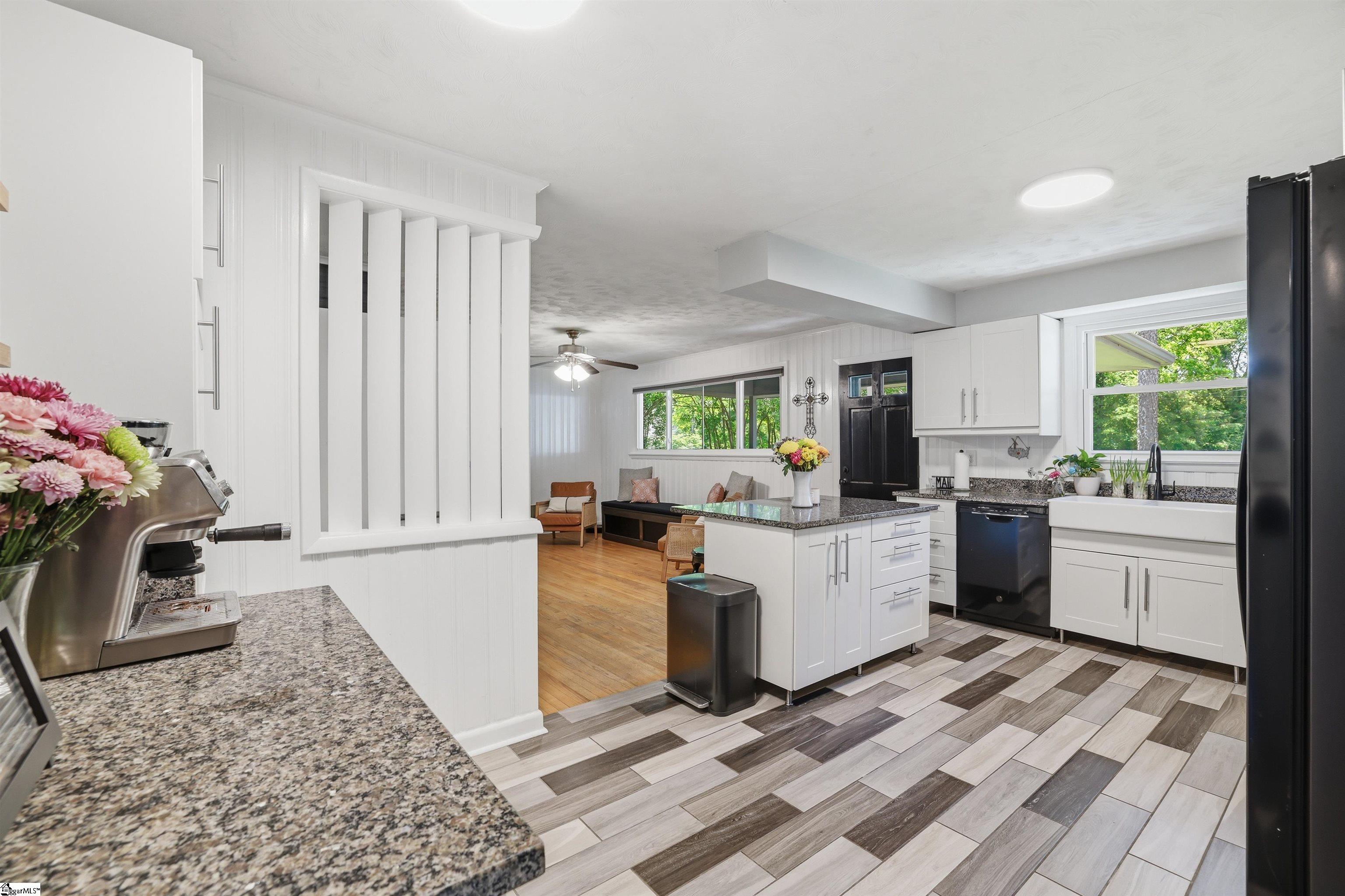 2333 Country Club Road Property Photo 13