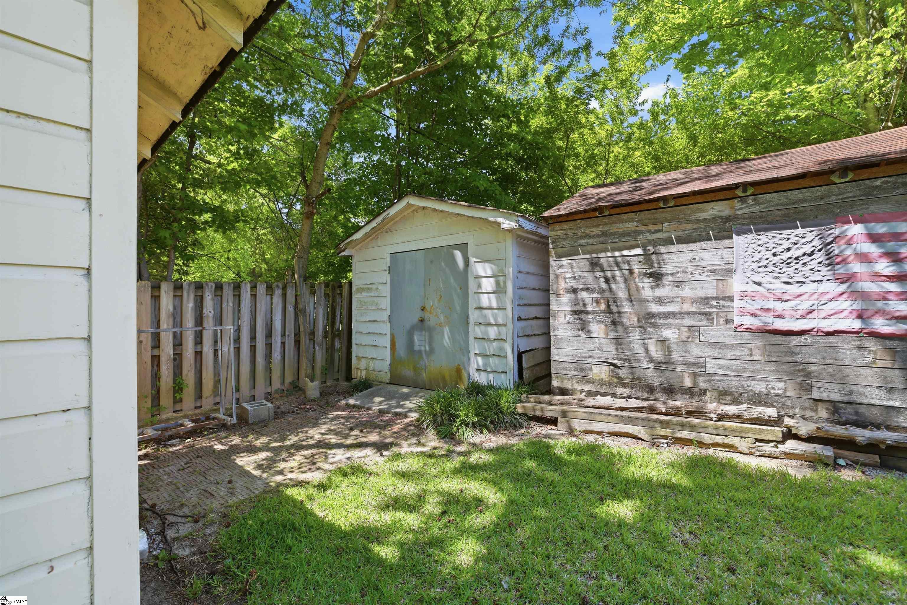 2333 Country Club Road Property Photo 44