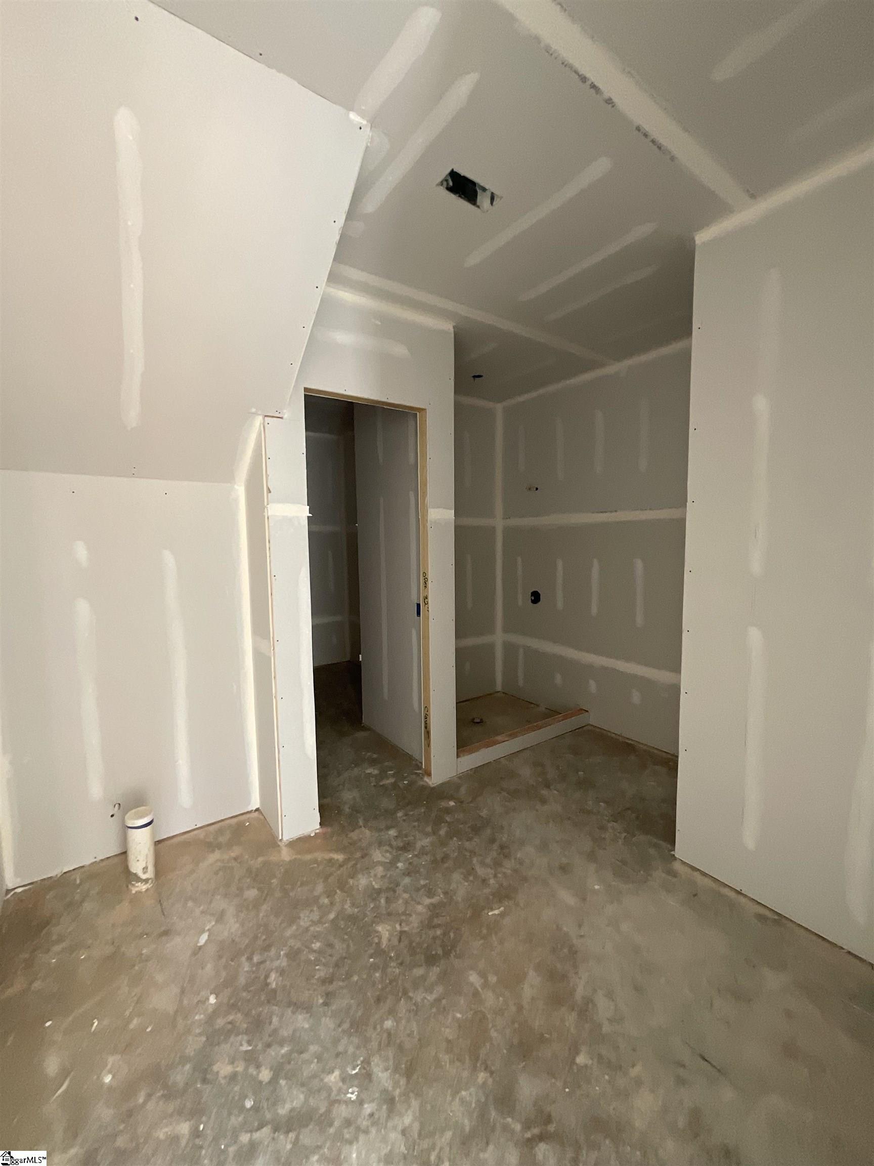 900 Cedarleaf Way Property Photo 11