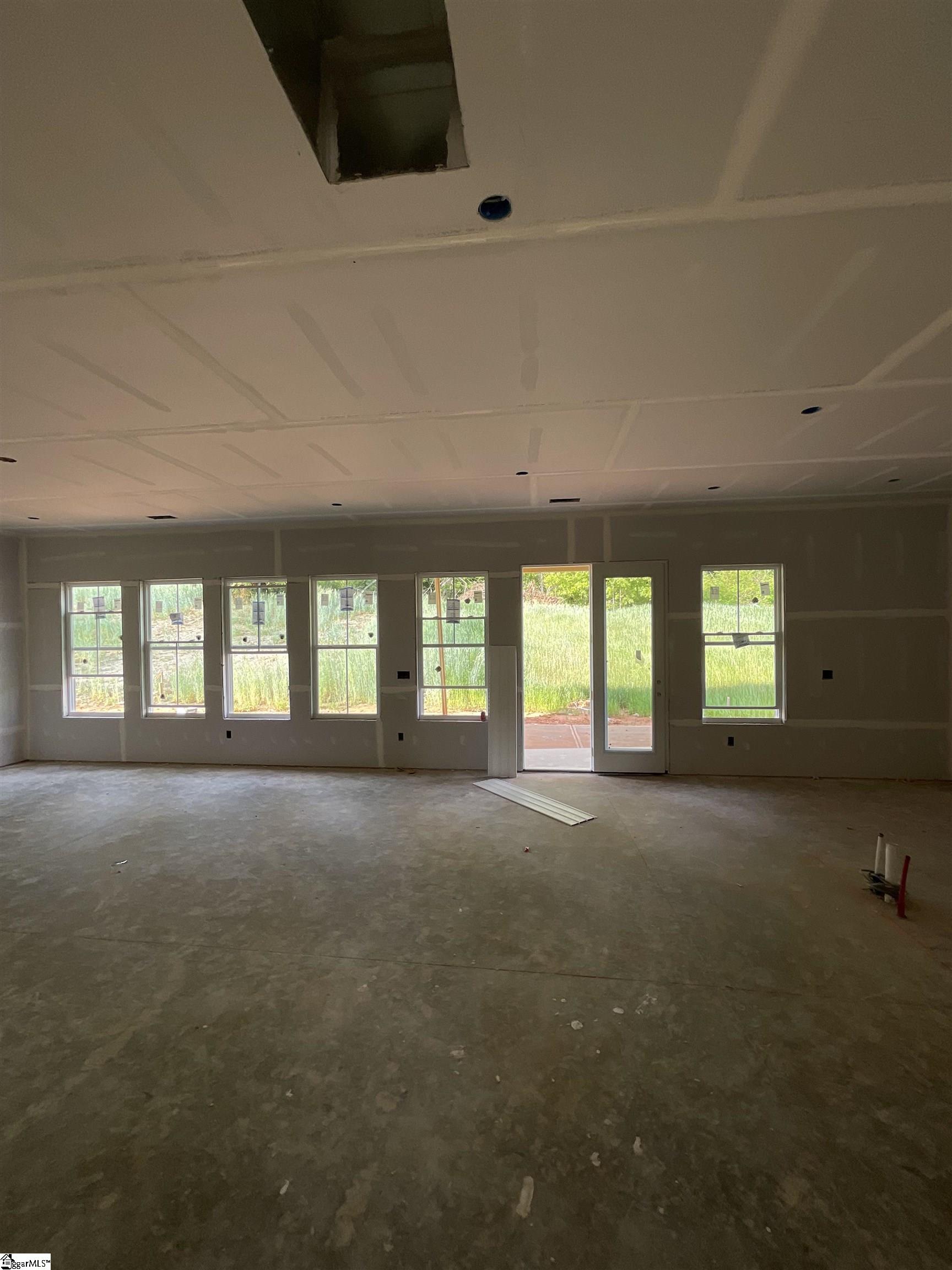 900 Cedarleaf Way Property Photo 13