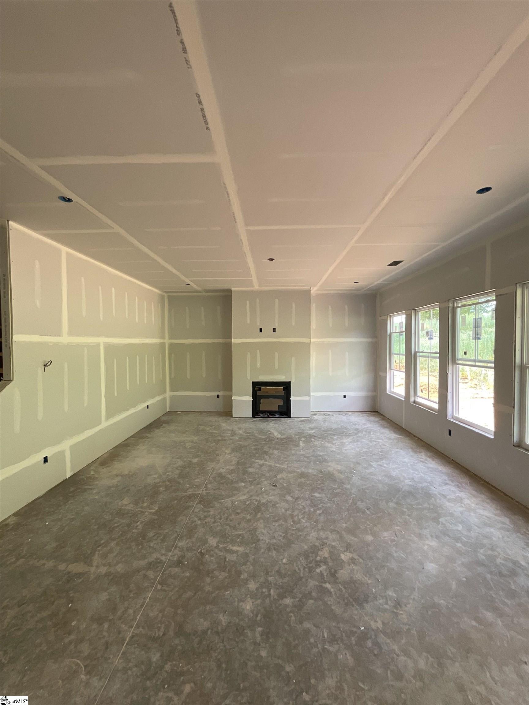 900 Cedarleaf Way Property Photo 14
