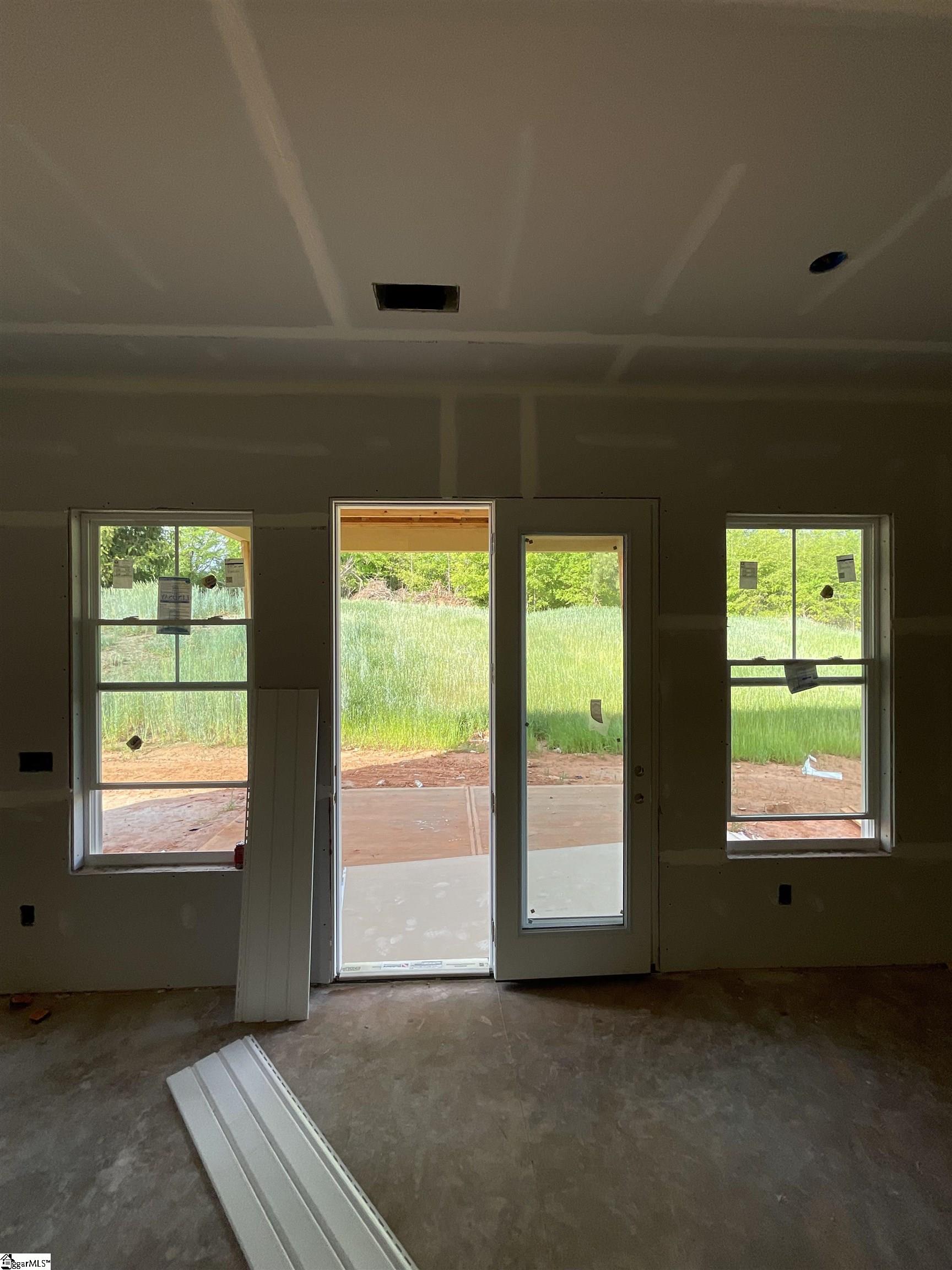 900 Cedarleaf Way Property Photo 17
