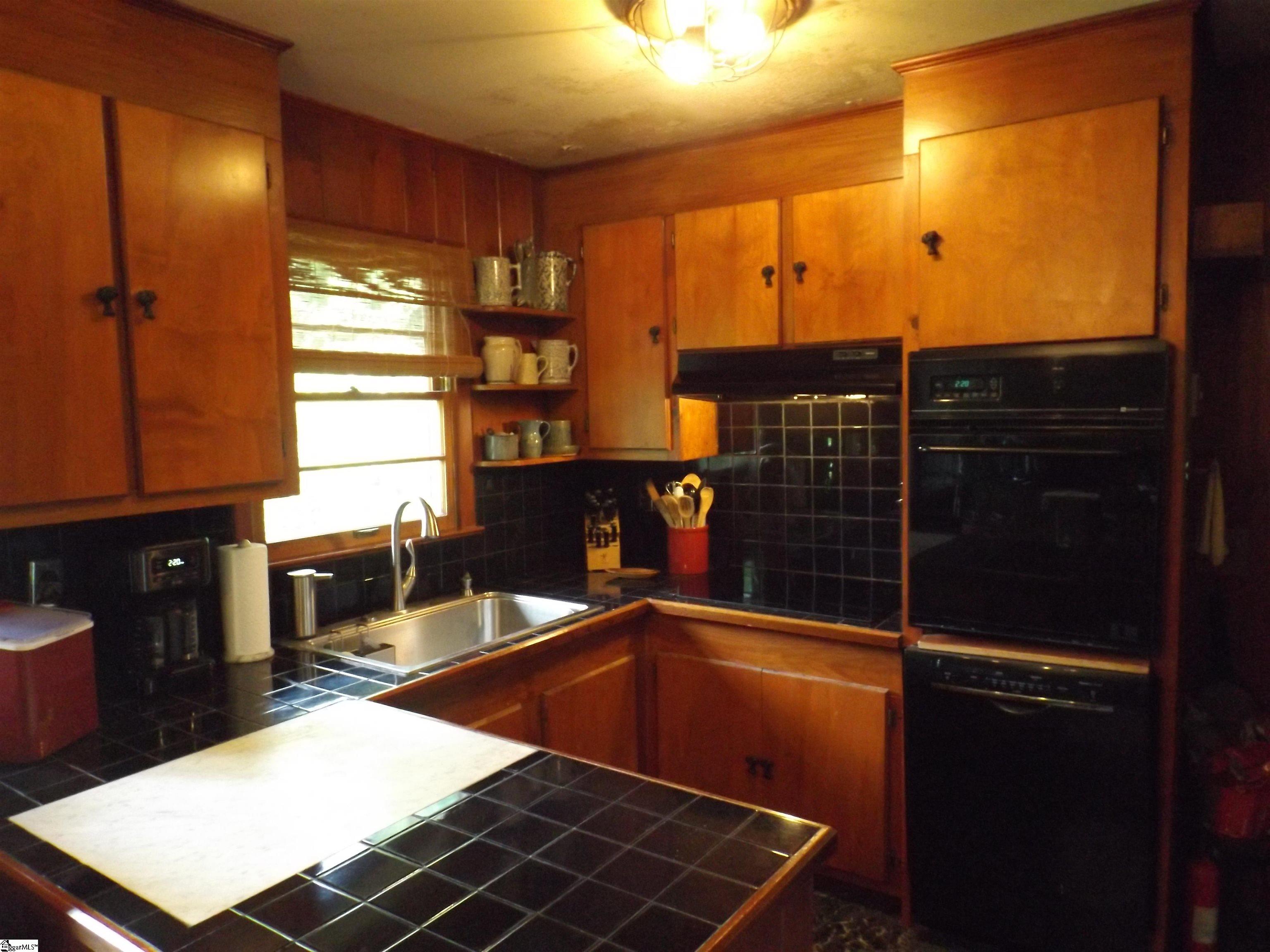 5018 Dacusville Highway Property Photo 9