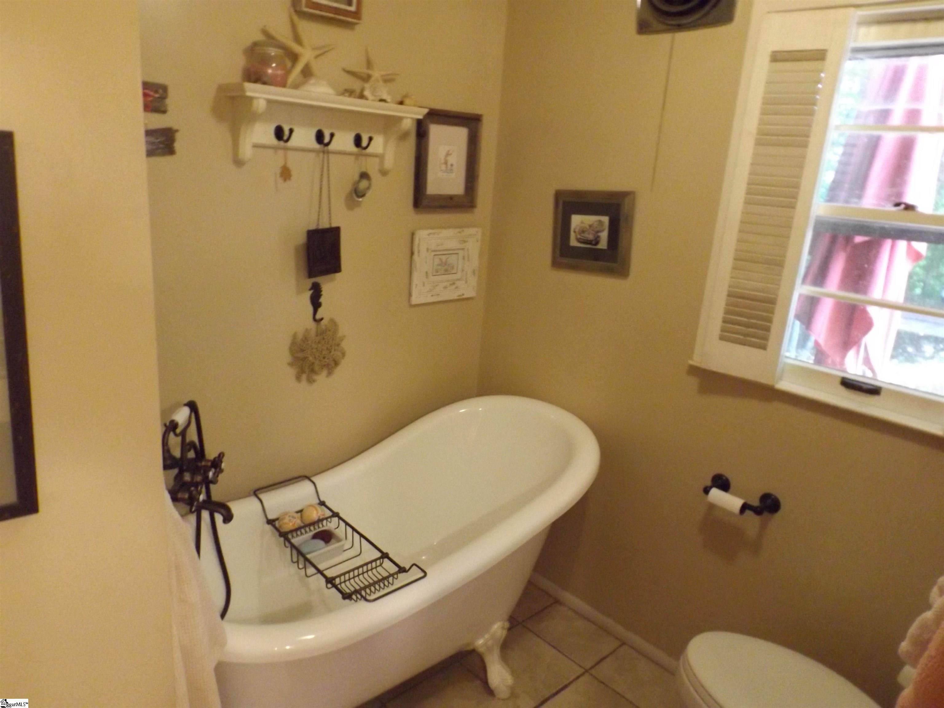 5018 Dacusville Highway Property Photo 21