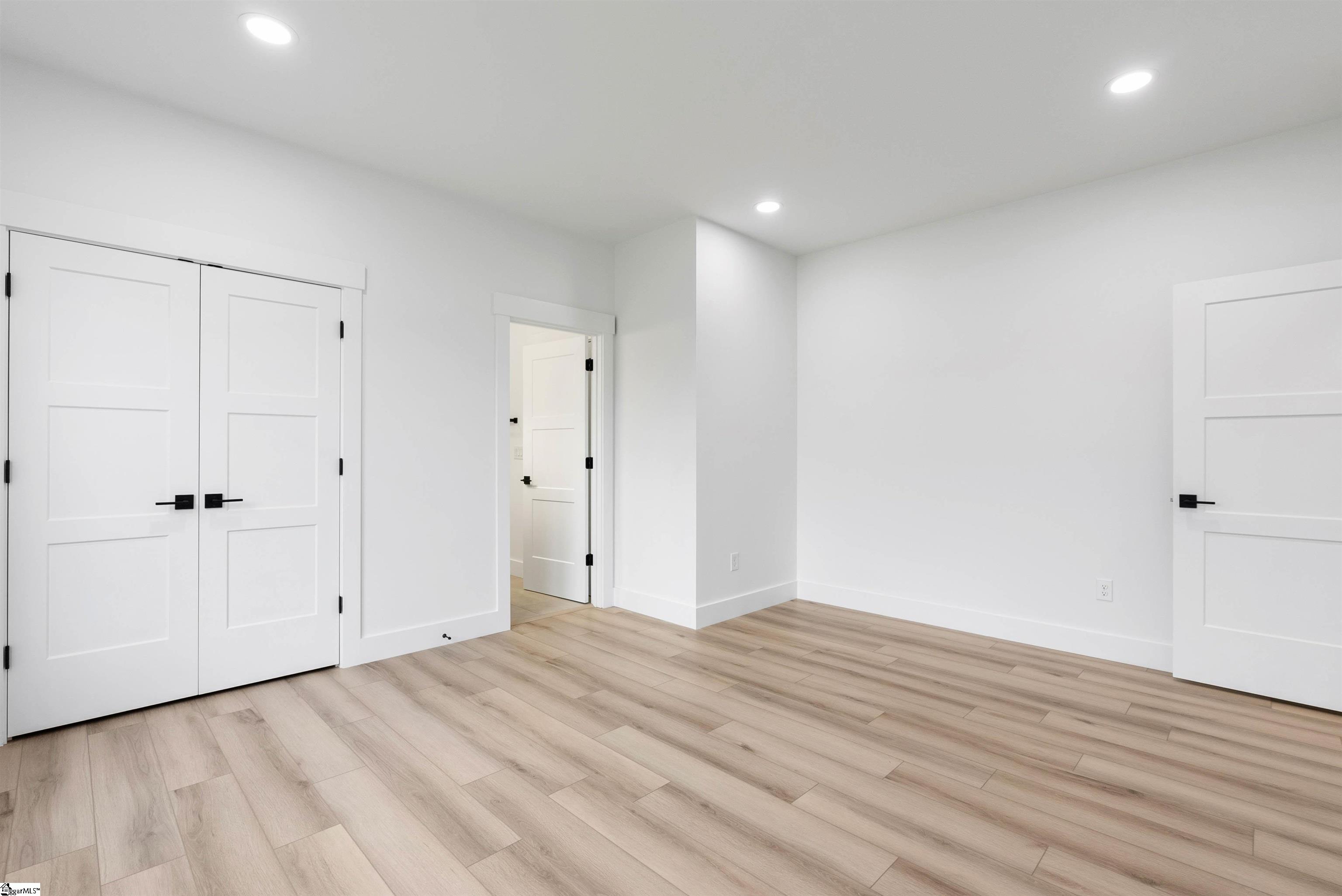757 New South Court Property Photo 37