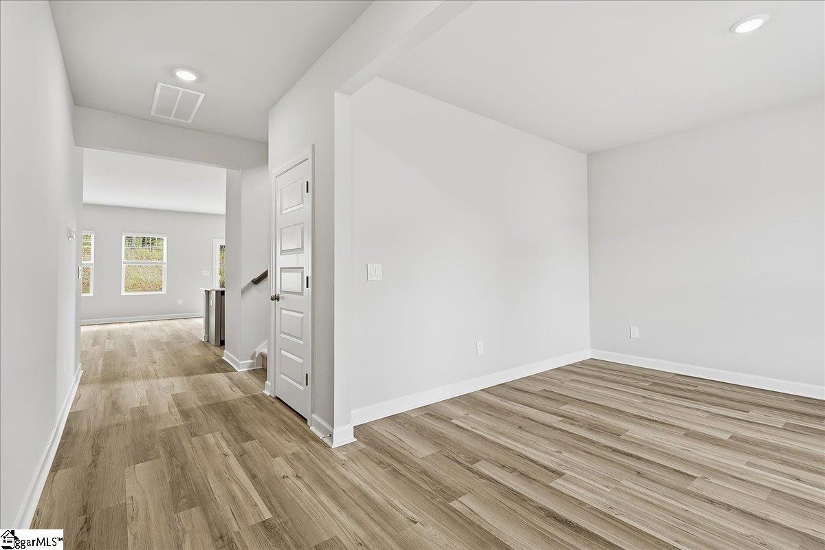 914 Rising Oak Court Property Photo 6