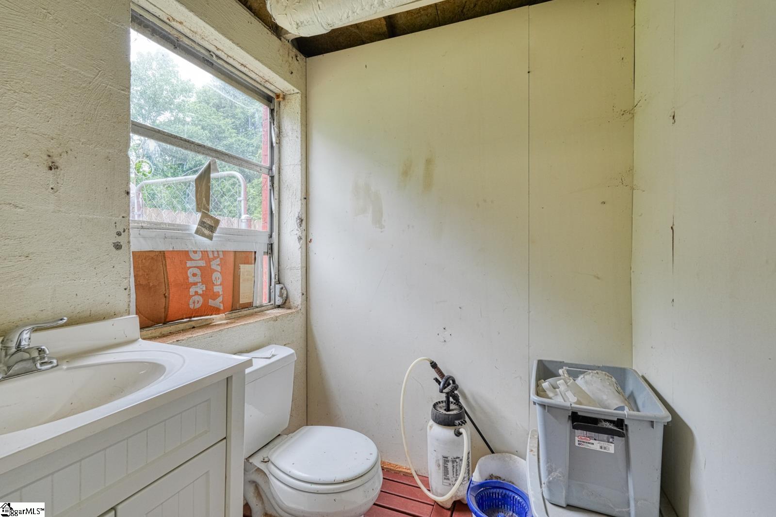 1504 E Rutherford Street Property Photo 33