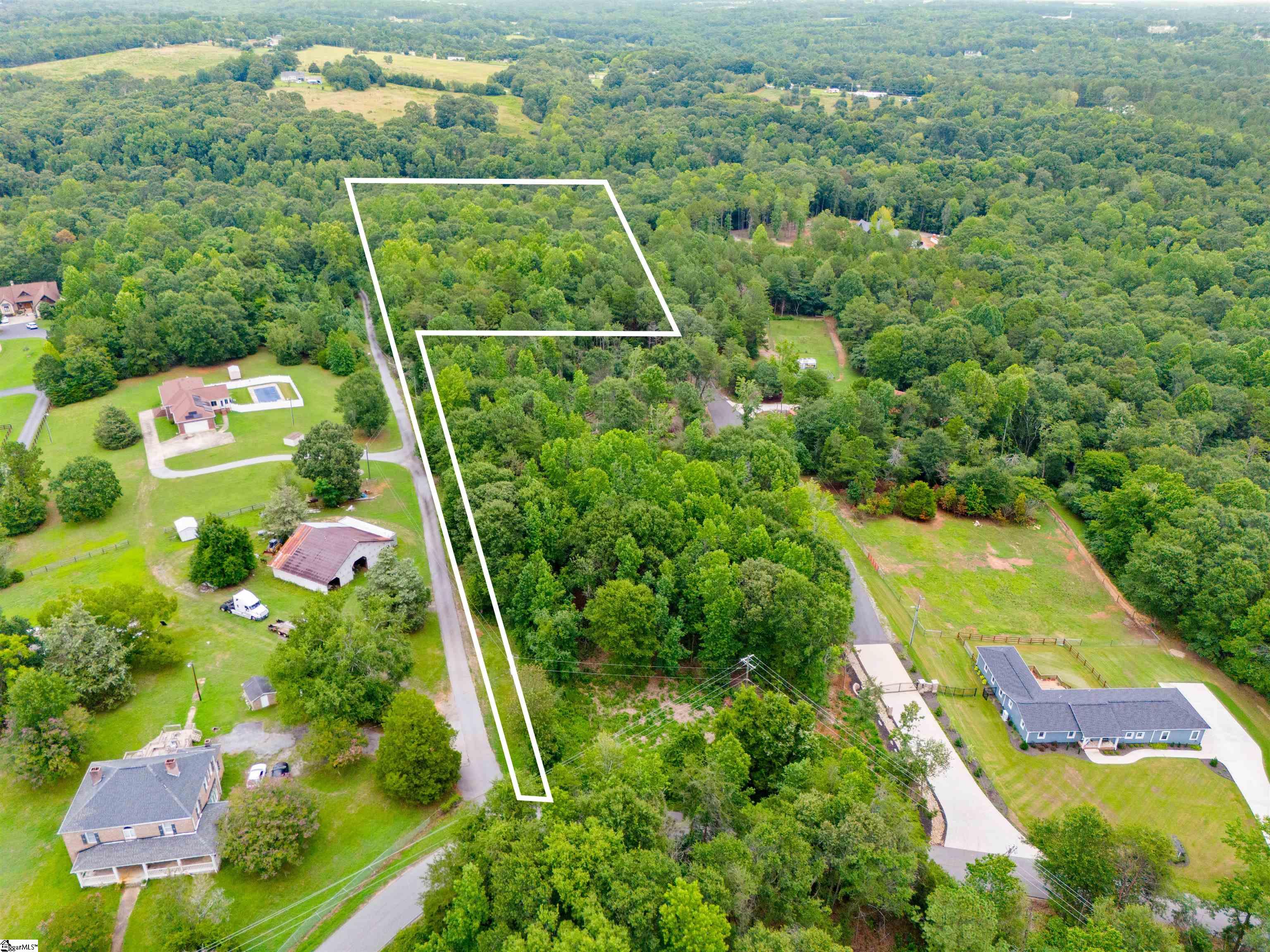 Circle Road Property Photo 1