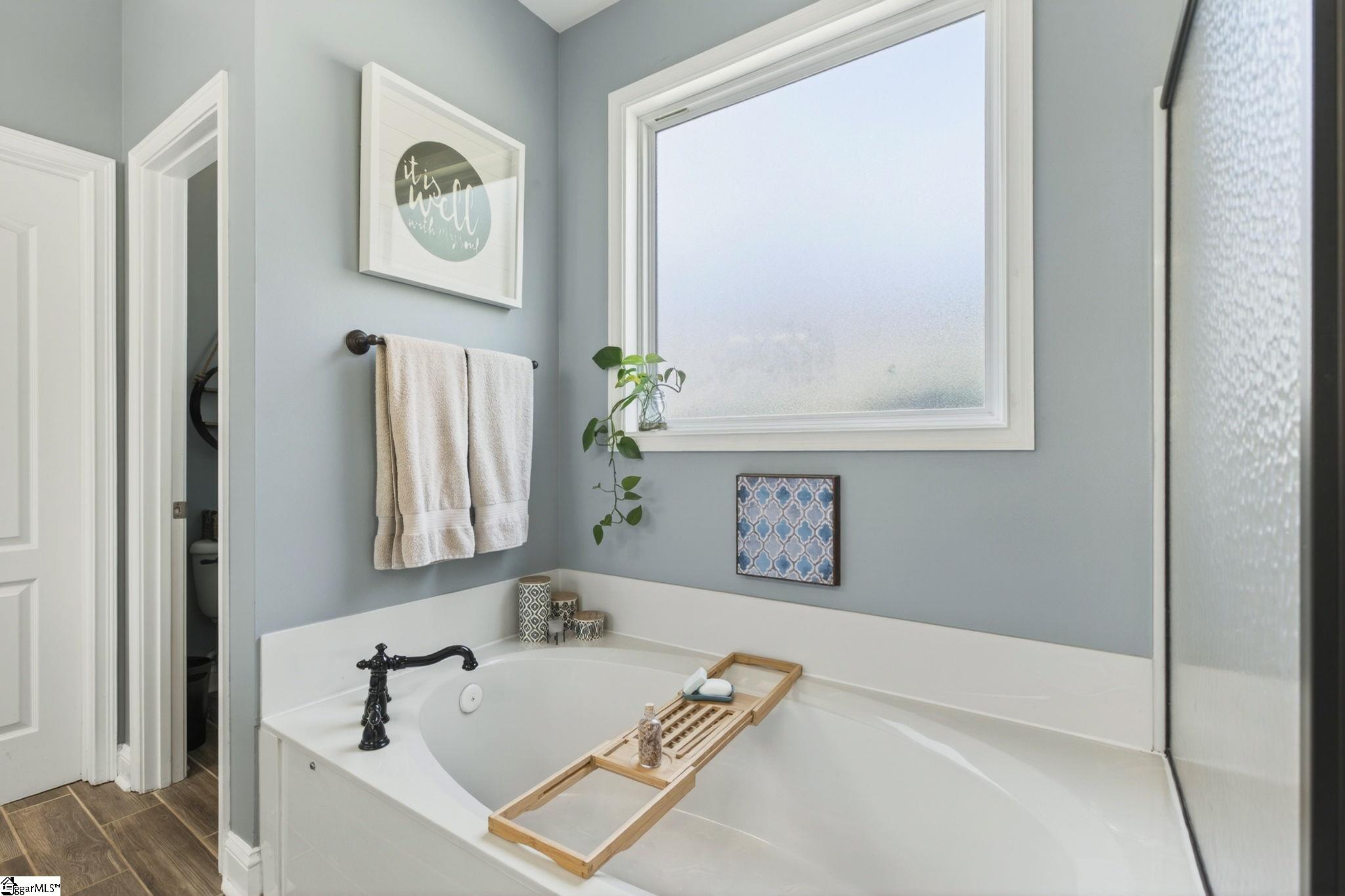 5 Boxford Court Property Photo 21