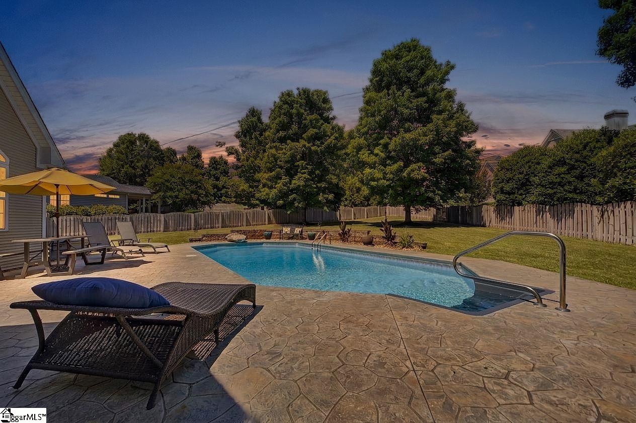 5 Boxford Court Property Photo 38