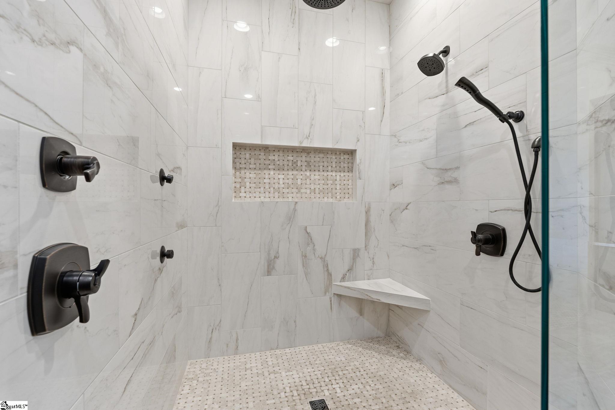 305 Chancery Lane Property Photo 25