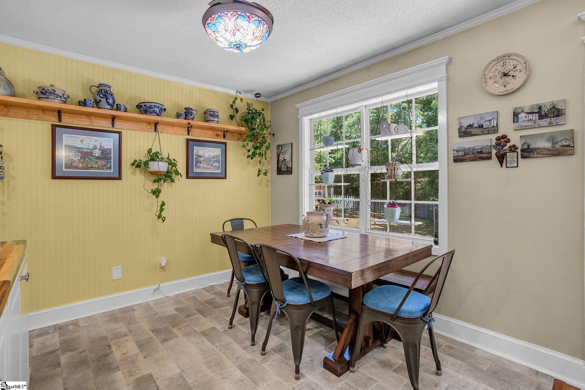 211 Tripp Street Property Photo 15