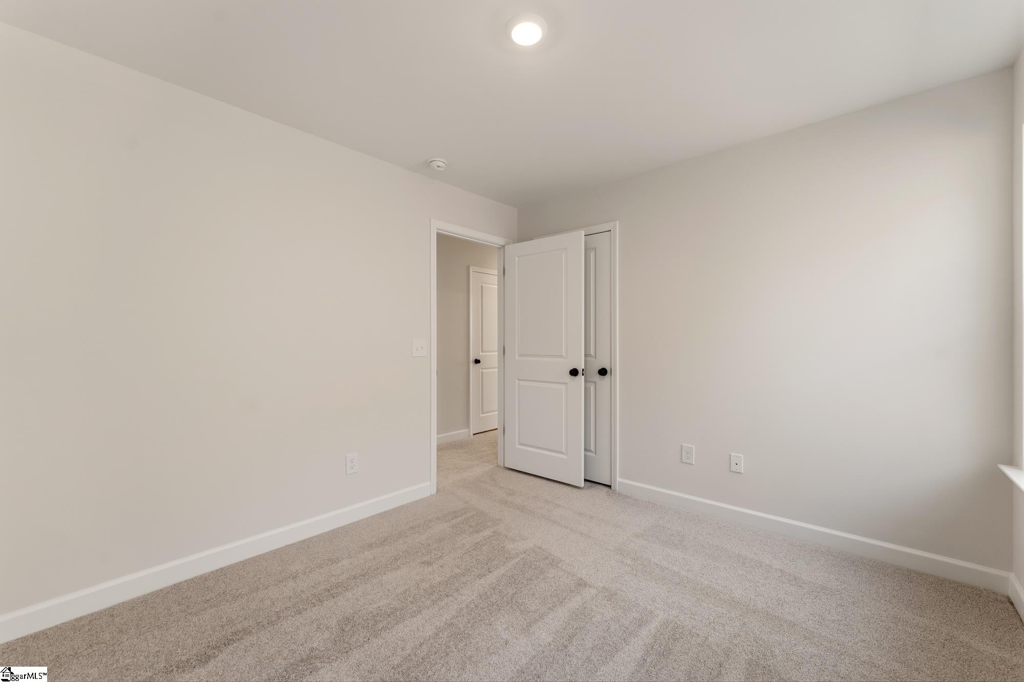7075 New Horizons Lane Property Photo 23