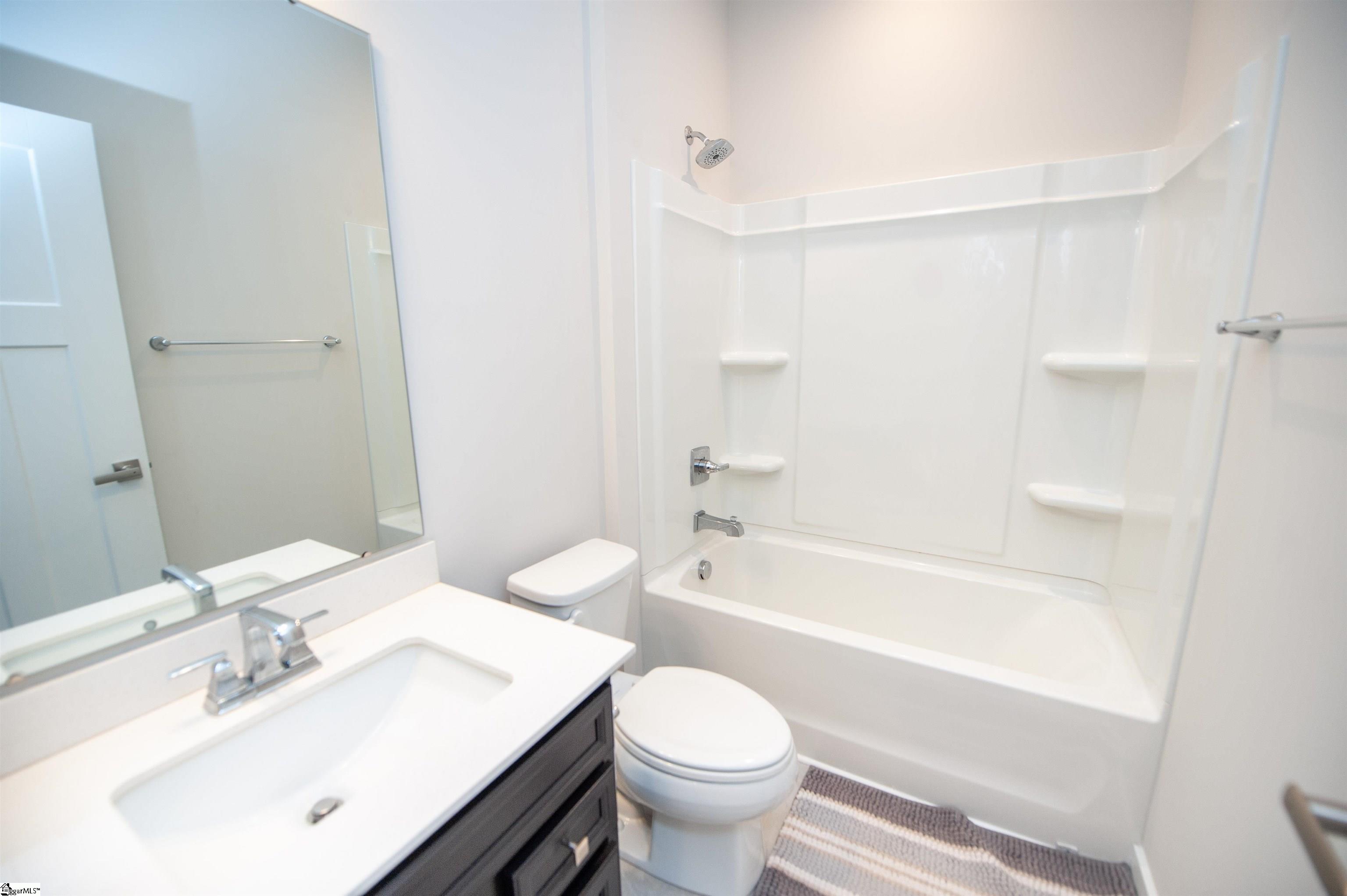 912 Bernstein Avenue Property Photo 3