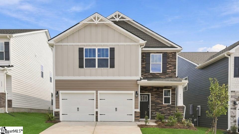 402 Scarlet Leaf Lane Property Photo 1