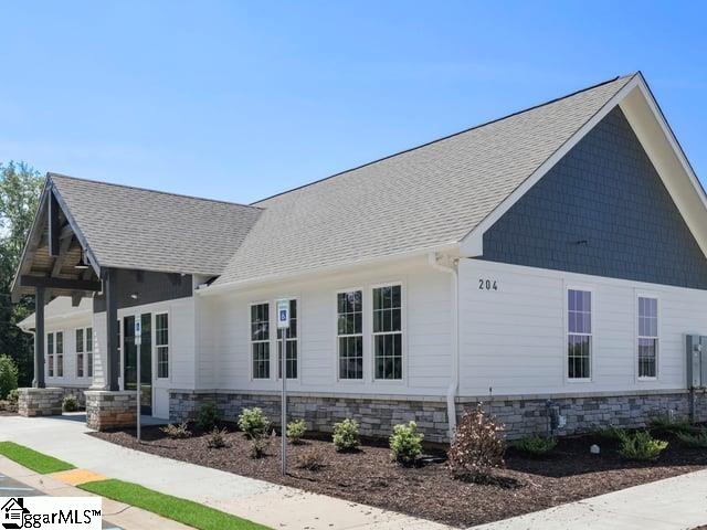 402 Scarlet Leaf Lane Property Photo 4