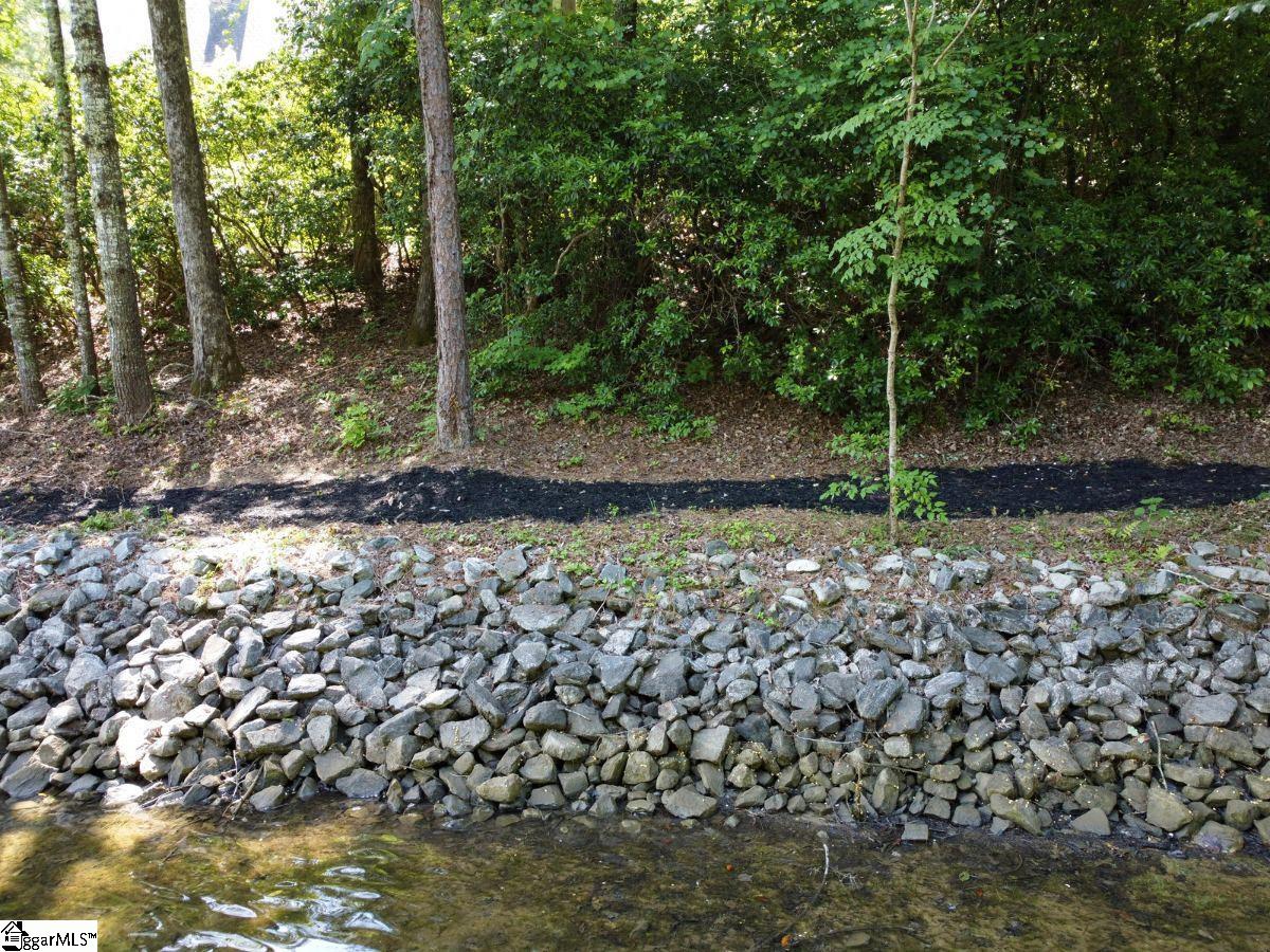 E18 Lake View Court Property Photo 12