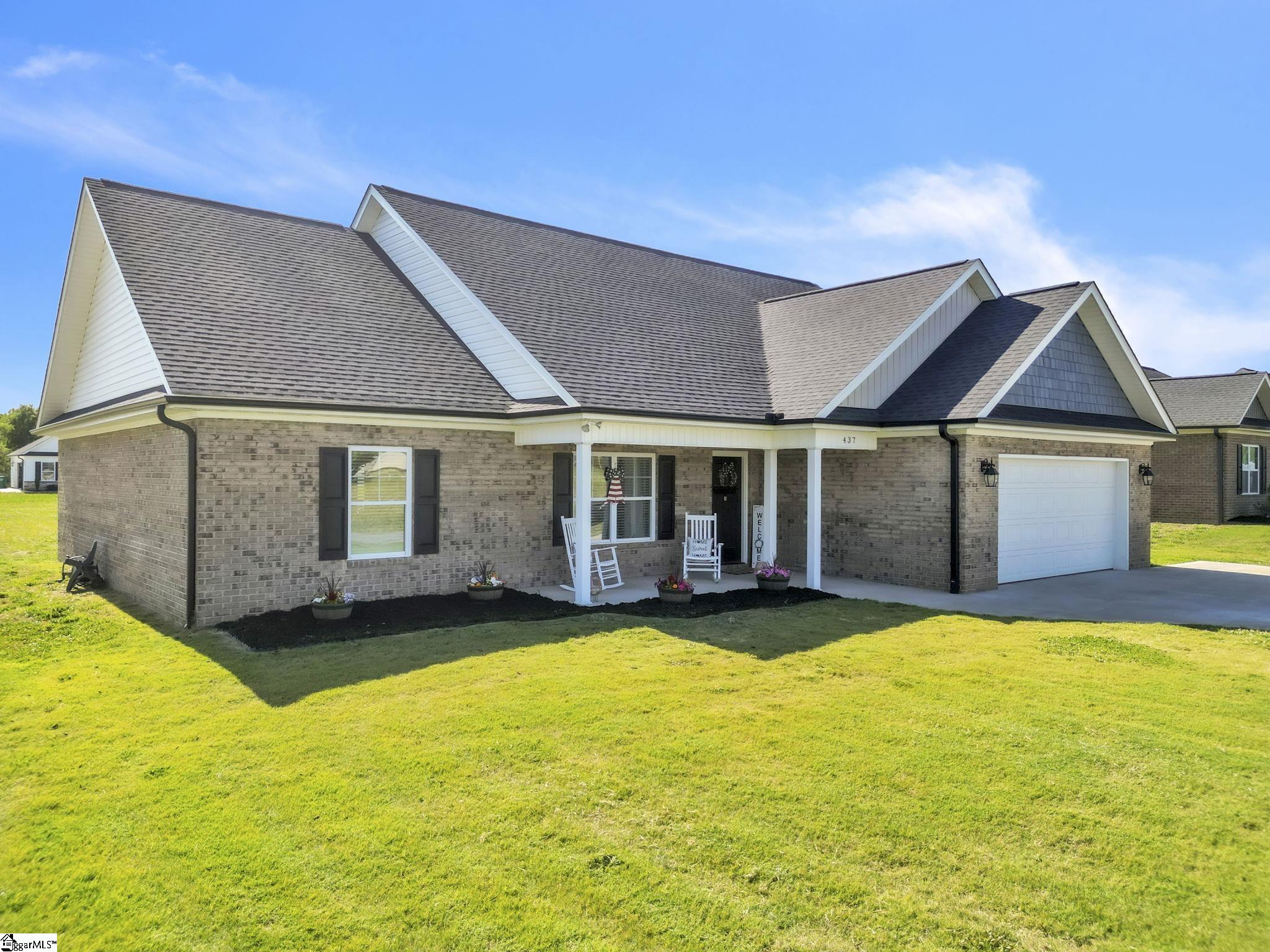 437 Cherokee Creek Road Property Photo 1