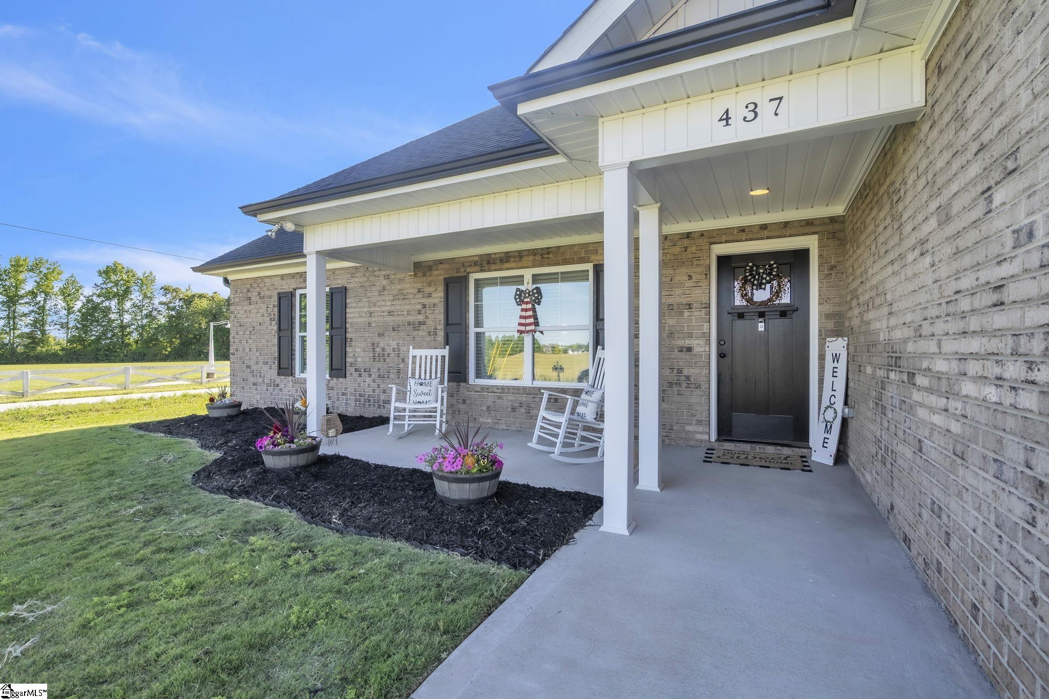 437 Cherokee Creek Road Property Photo 2