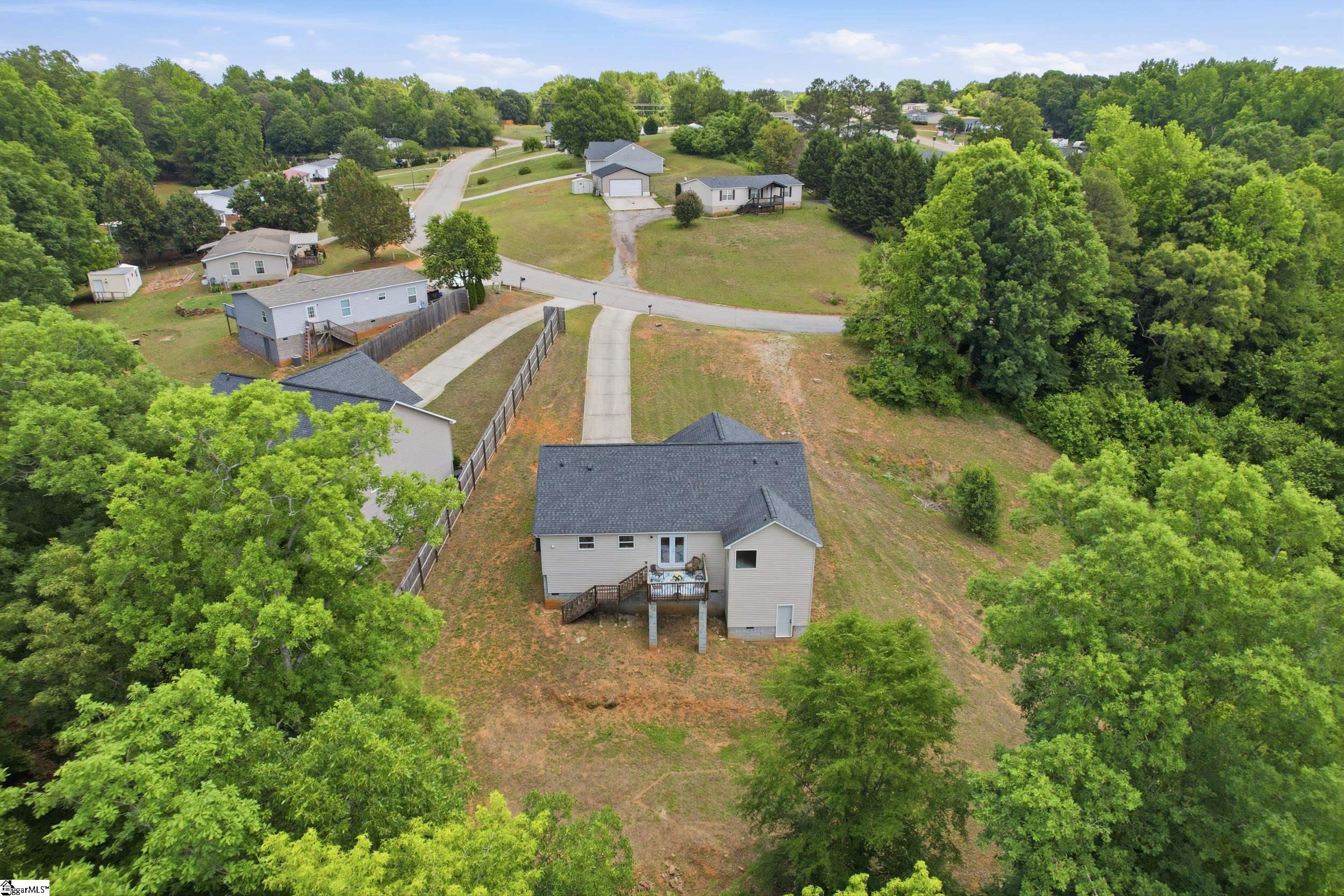 126 Robin Ridge Circle Property Photo 32