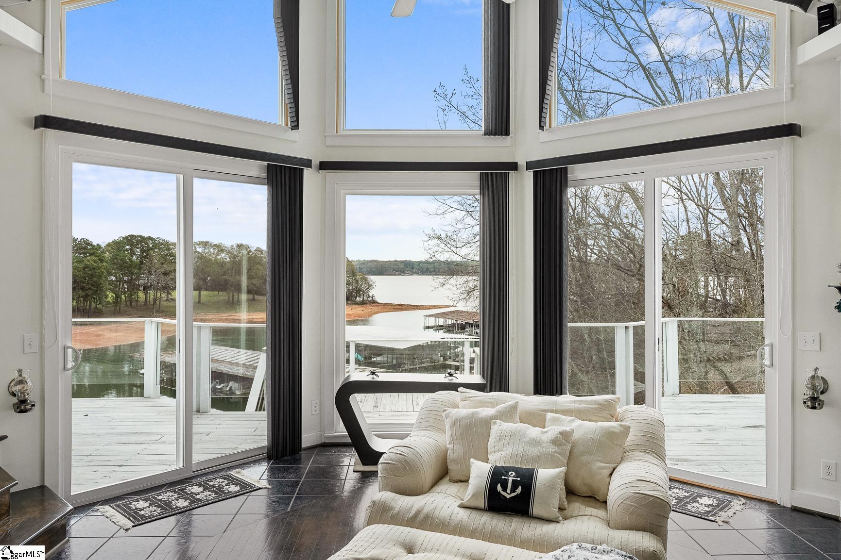 243 Dockside Way Property Photo 6