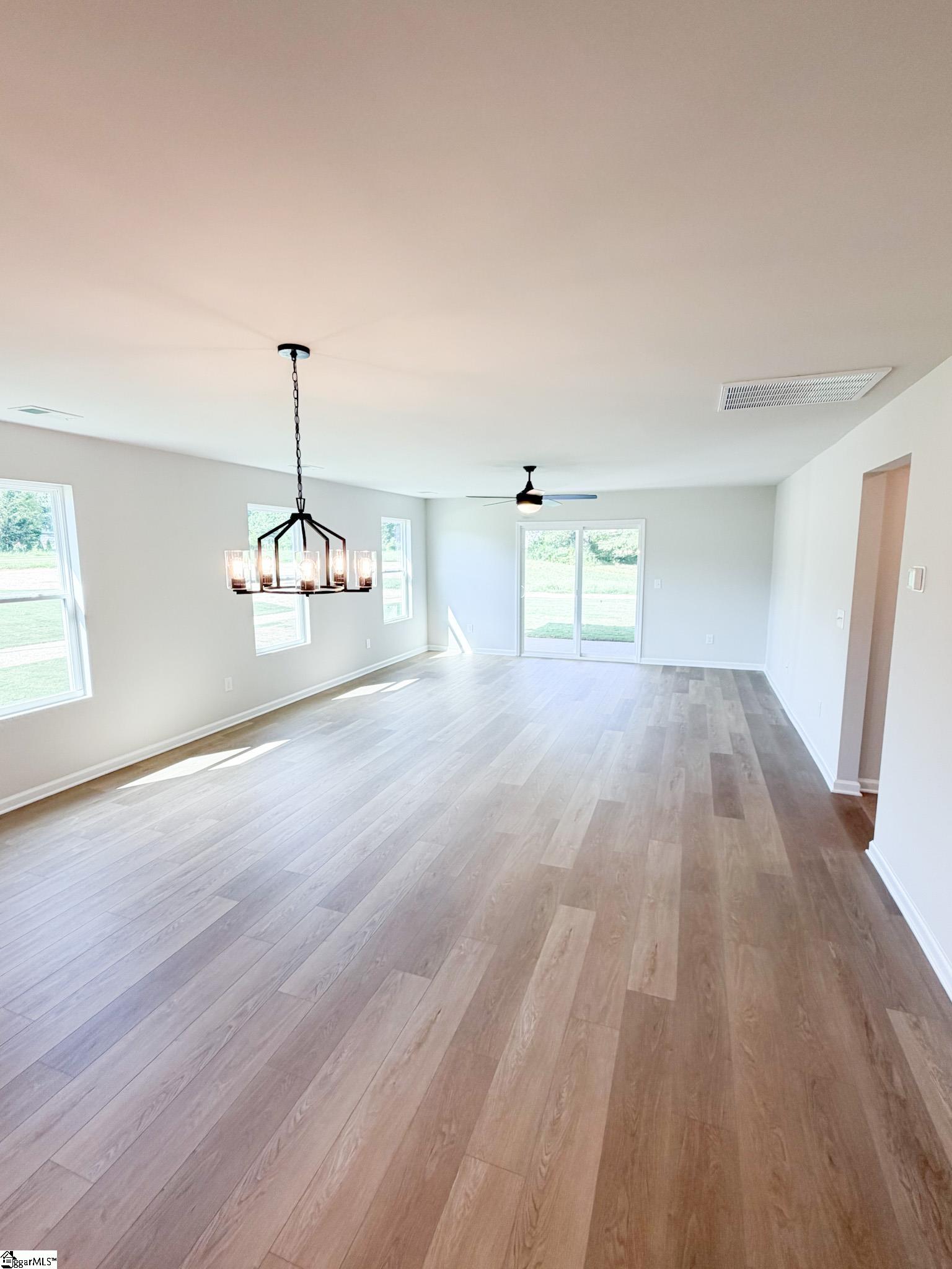 18002 Hwy 101 S Property Photo 4