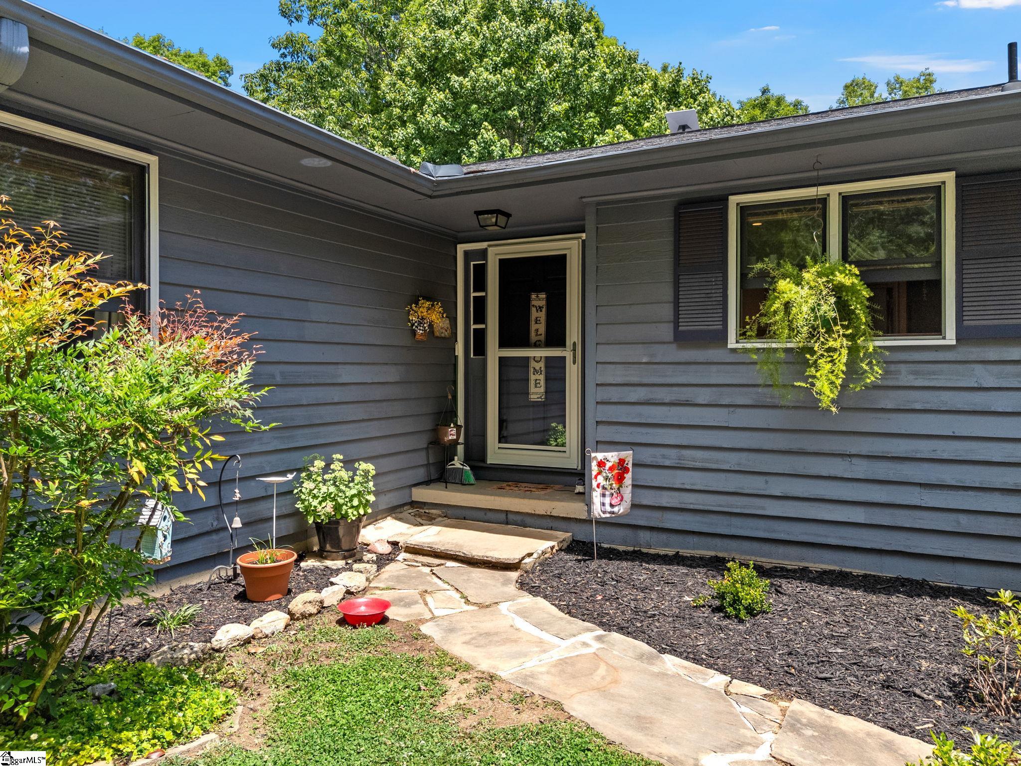 707 Dogwood Trail Property Photo 4