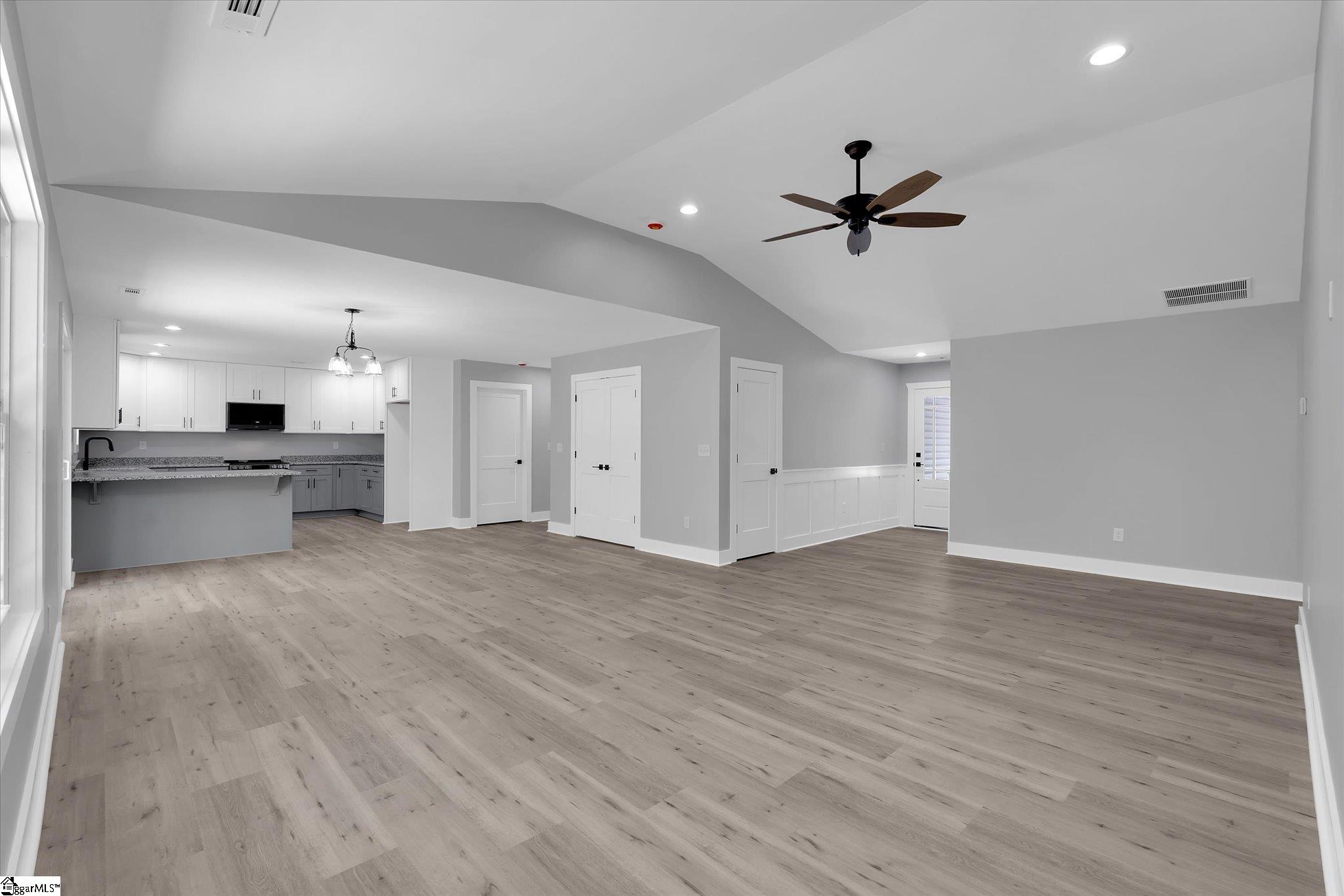 1747a Dalrymple Road Property Photo 9
