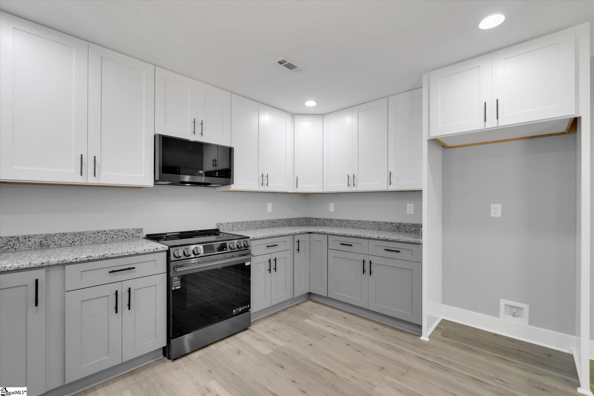 1747a Dalrymple Road Property Photo 19