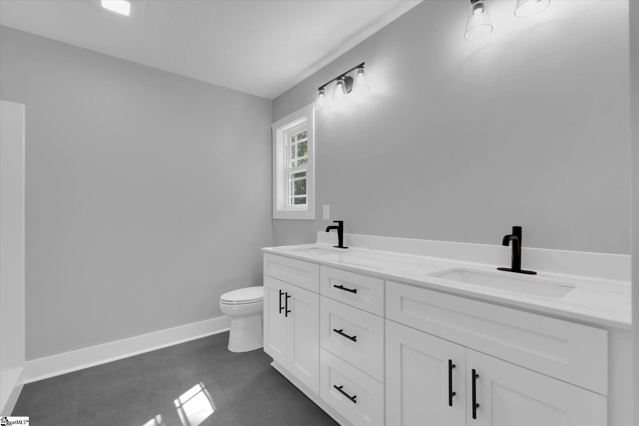 1747a Dalrymple Road Property Photo 26