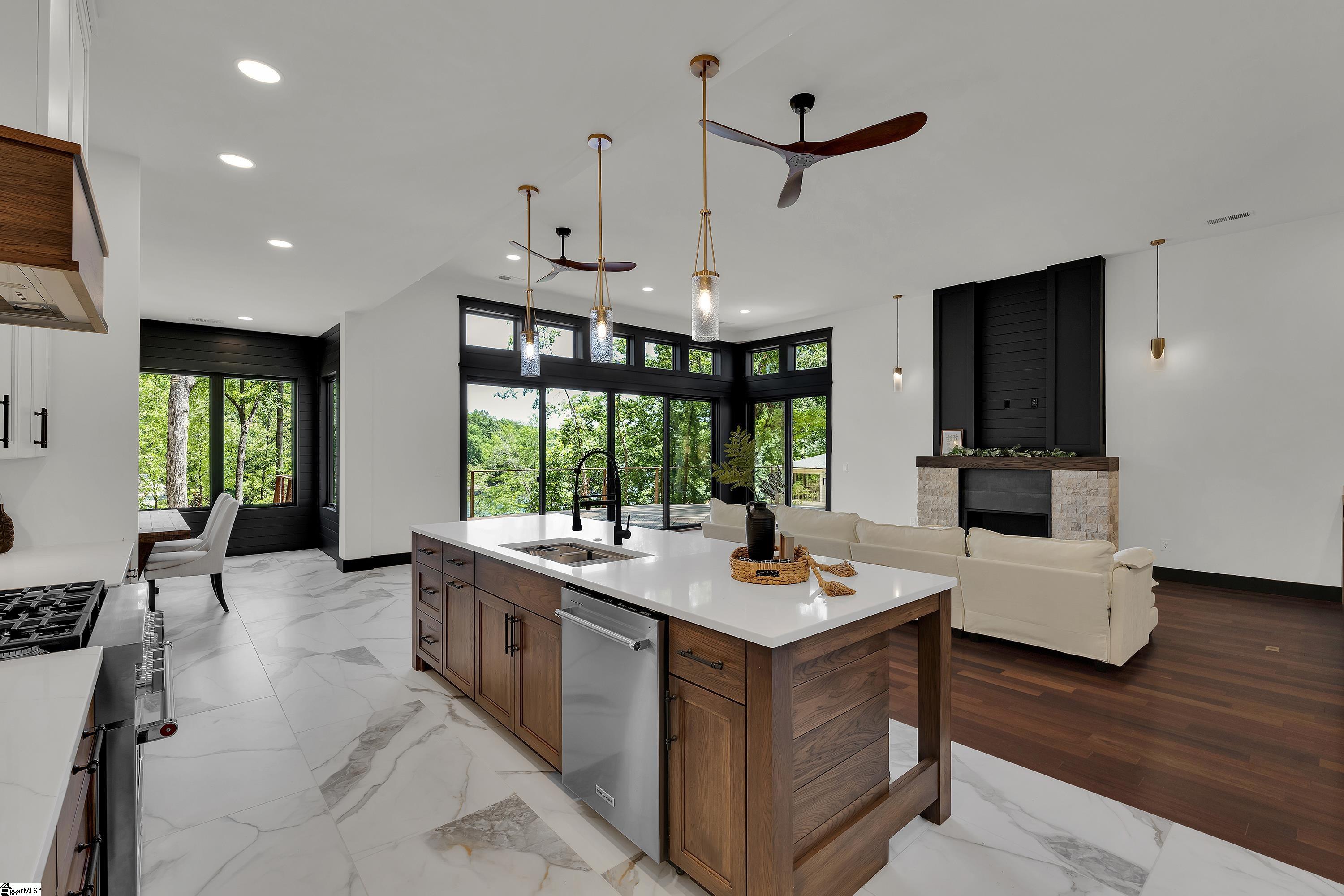 4014 Hardwood Pointe Drive Property Photo 15