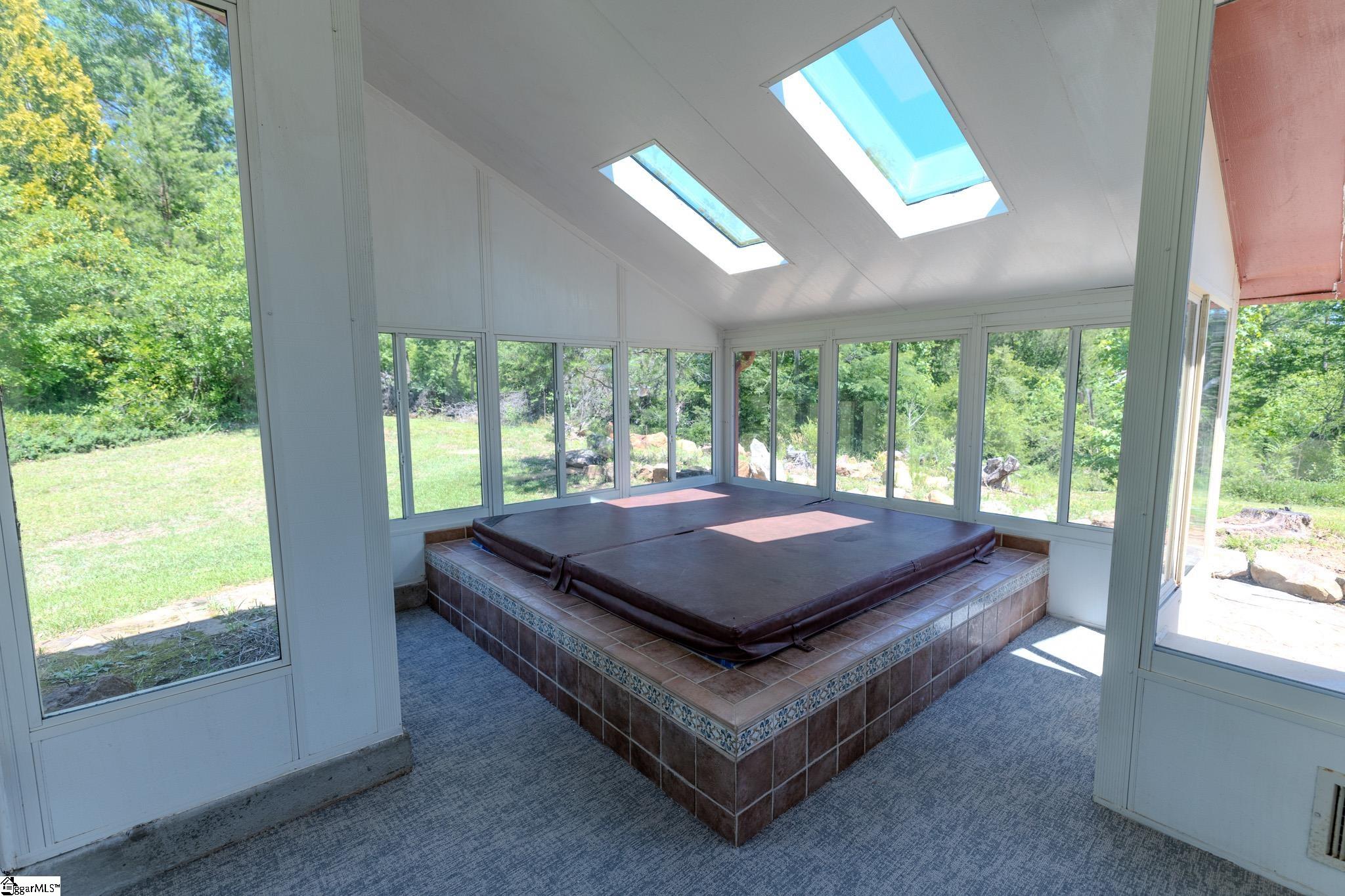 124 Timberlake Circle Property Photo 18