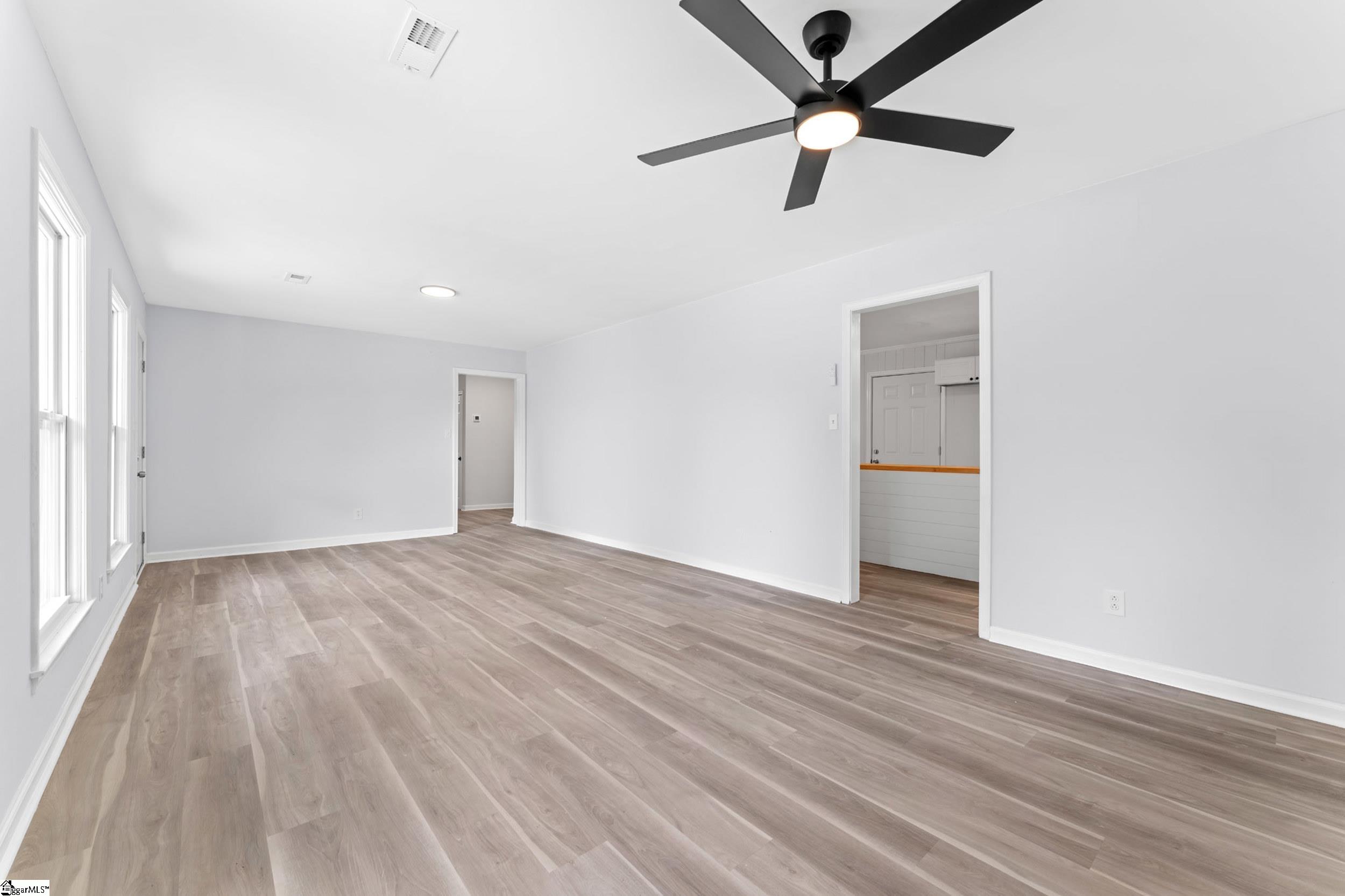 413 Corning Street Property Photo 7