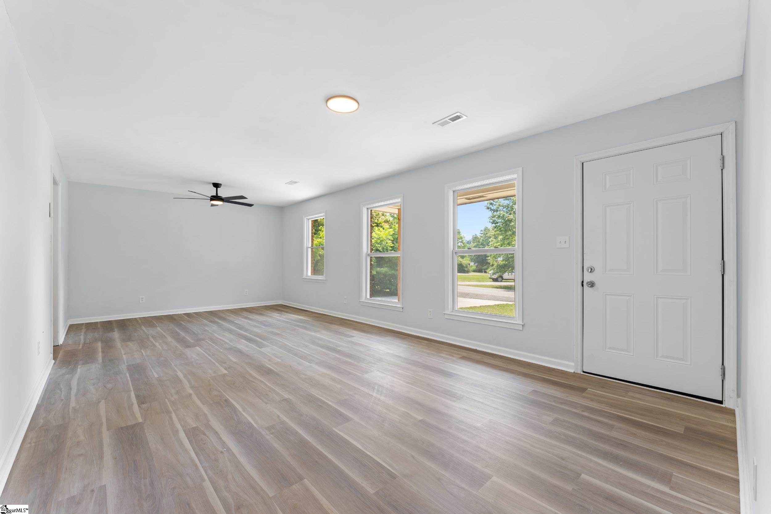 413 Corning Street Property Photo 8