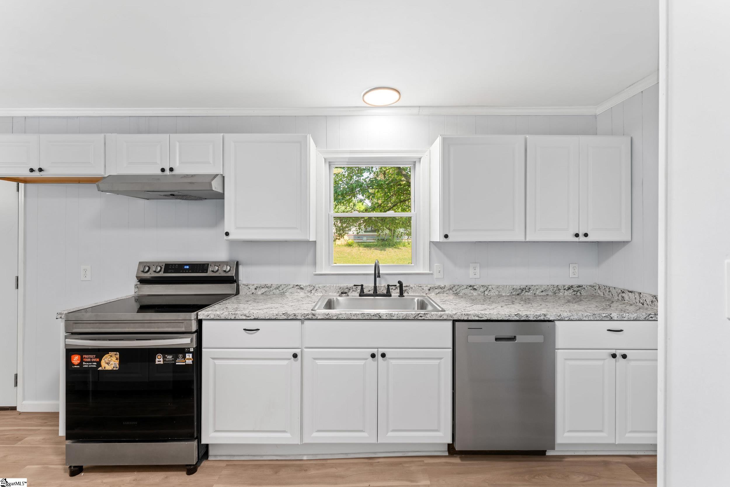 413 Corning Street Property Photo 10