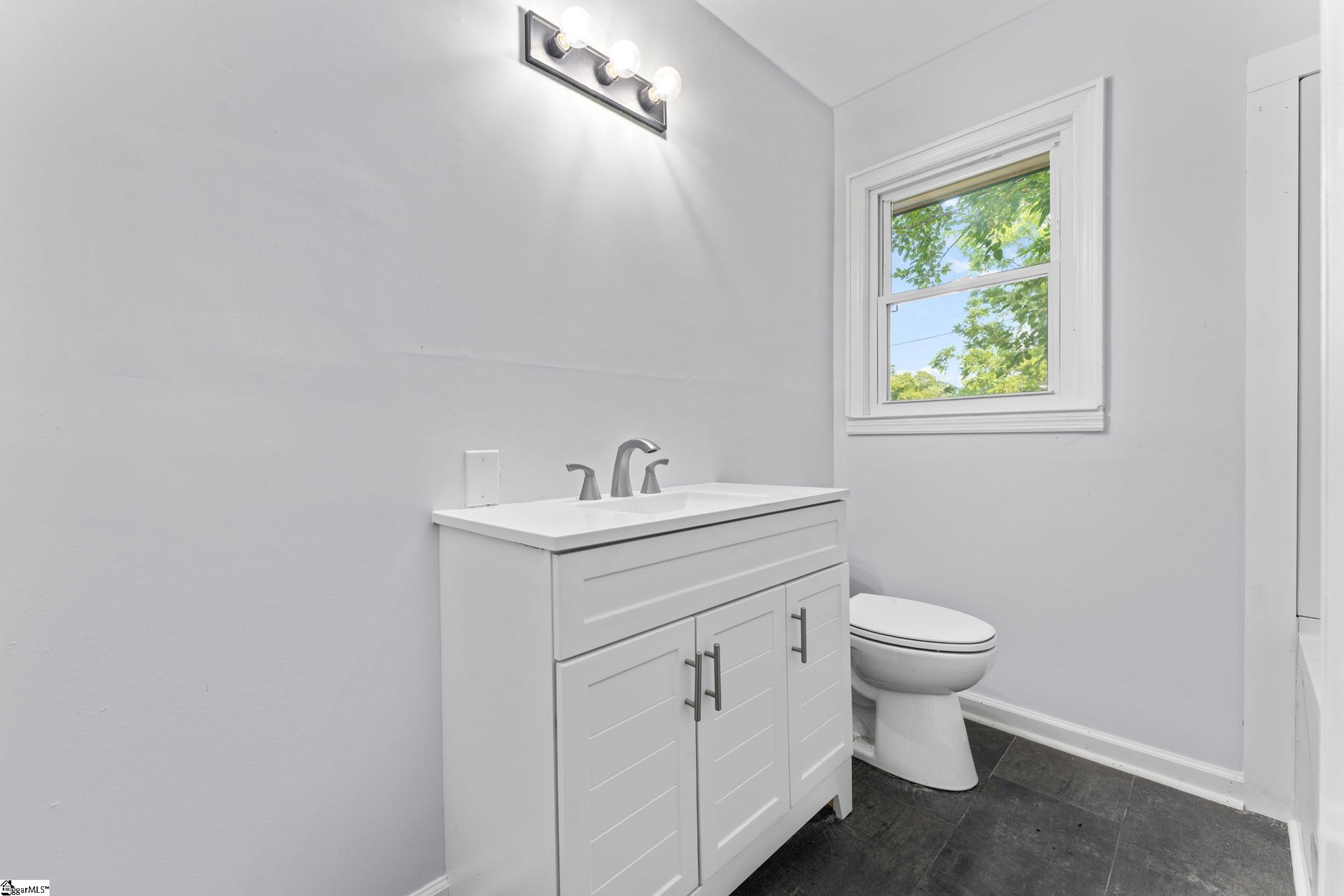 413 Corning Street Property Photo 28