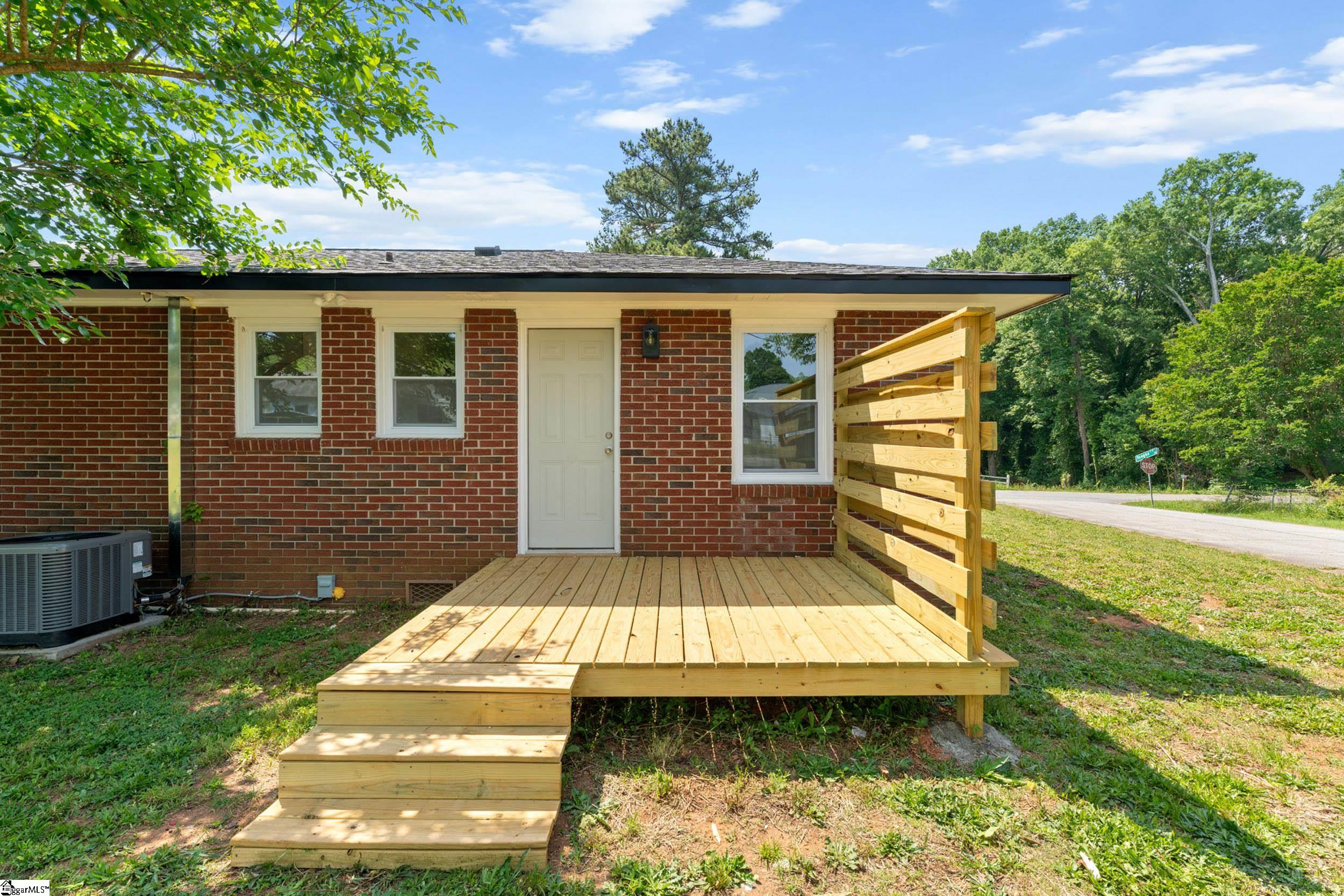 413 Corning Street Property Photo 36