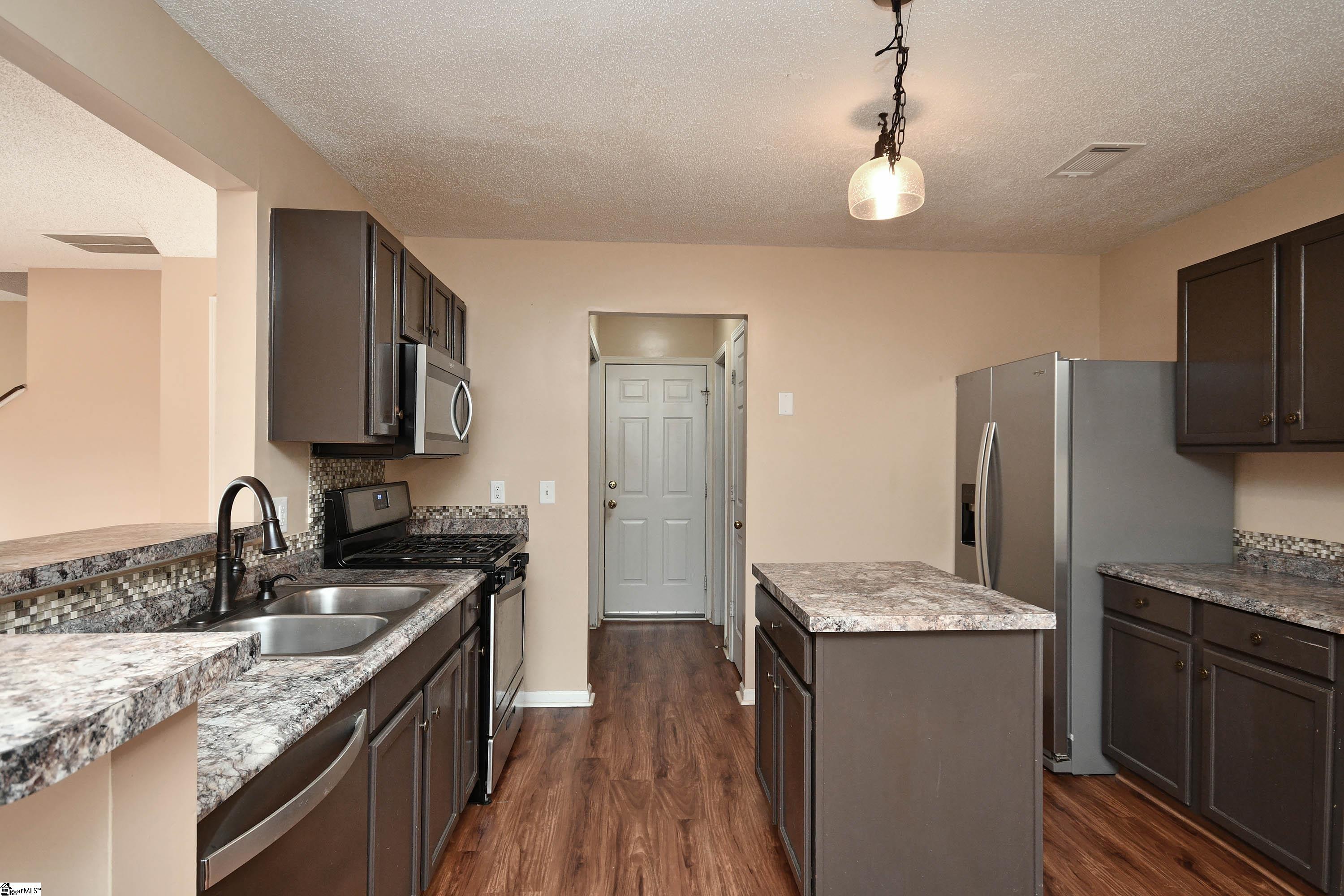 136 W Corley Lane Property Photo 9
