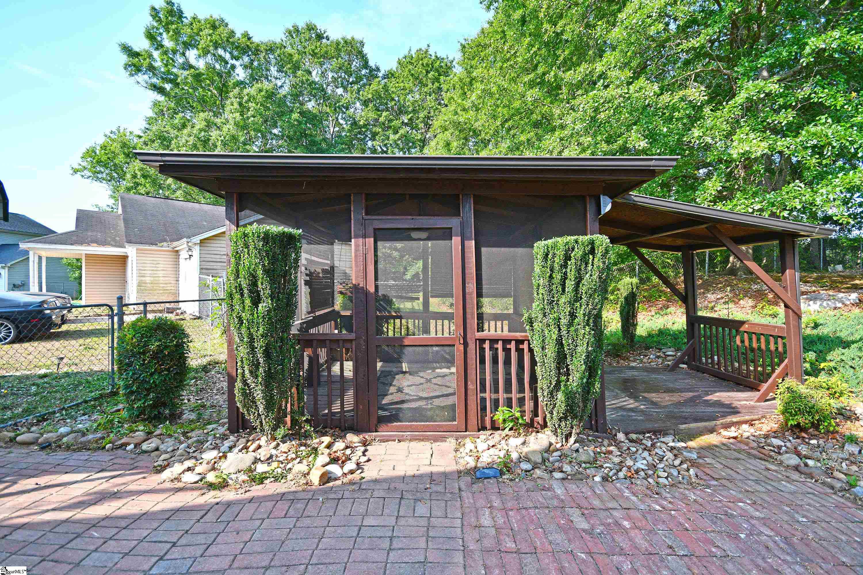 136 W Corley Lane Property Photo 34