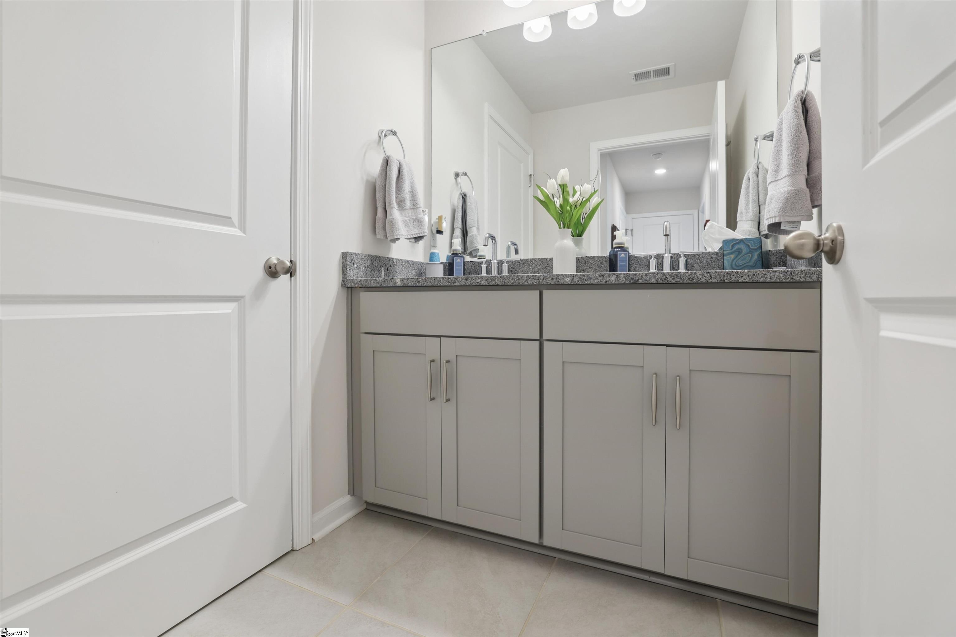 505 Yellow Fox Road Property Photo 8