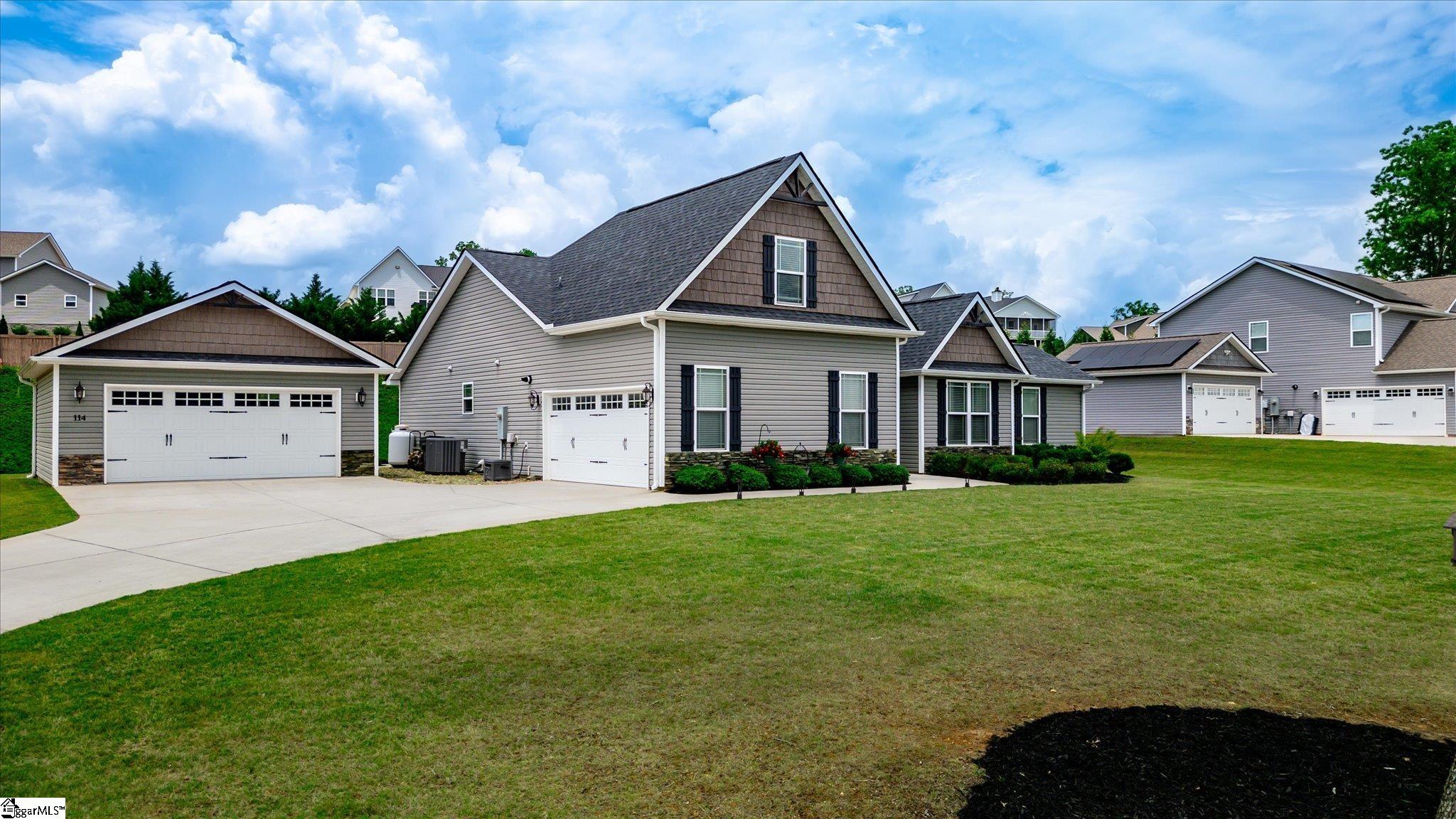 114 Jones Kelley Road Property Photo 2