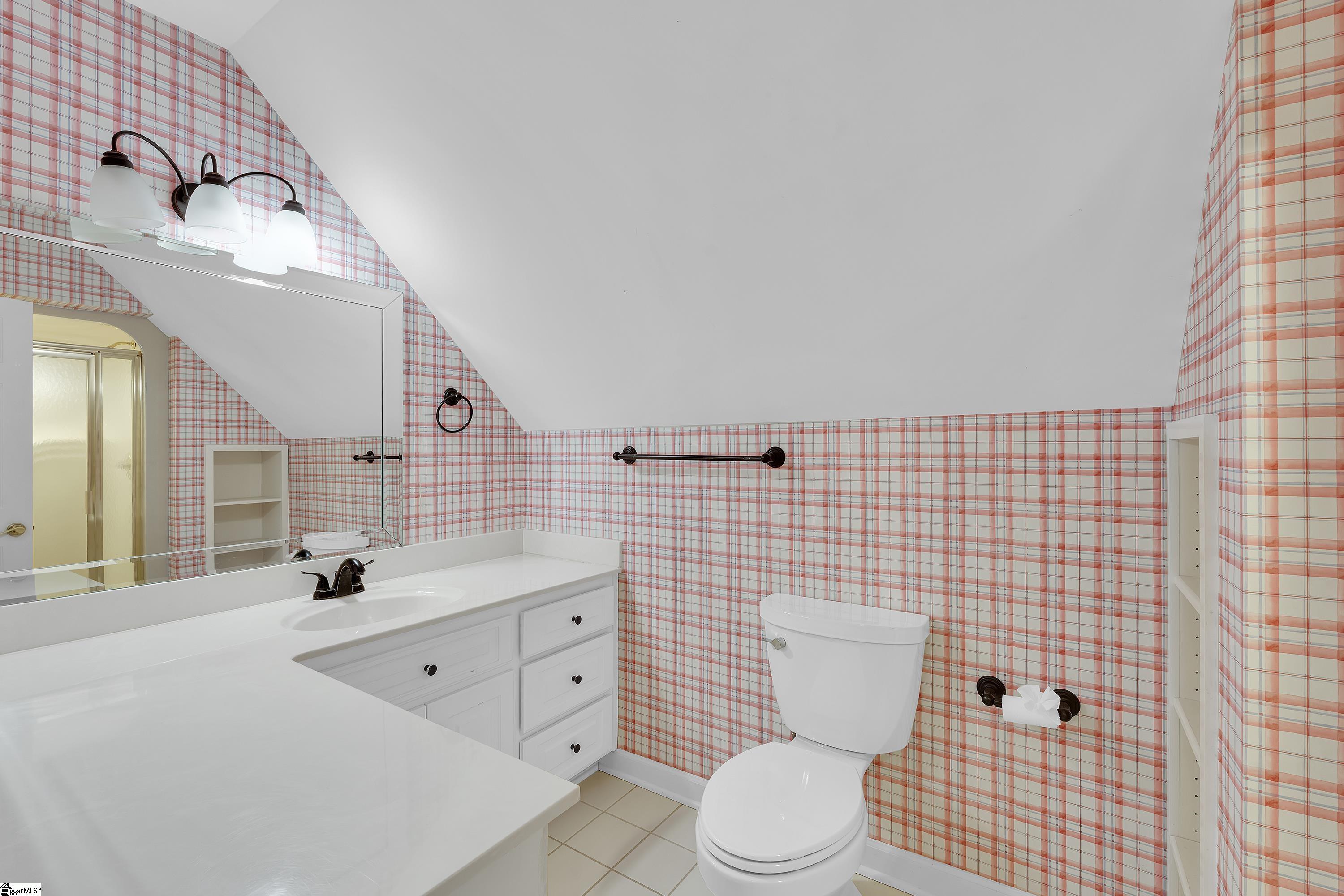 111 W Woodglen Road Property Photo 37