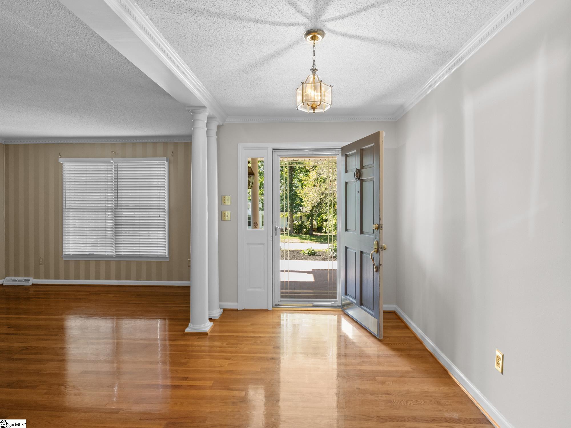 112 Linkside Drive Property Photo 4