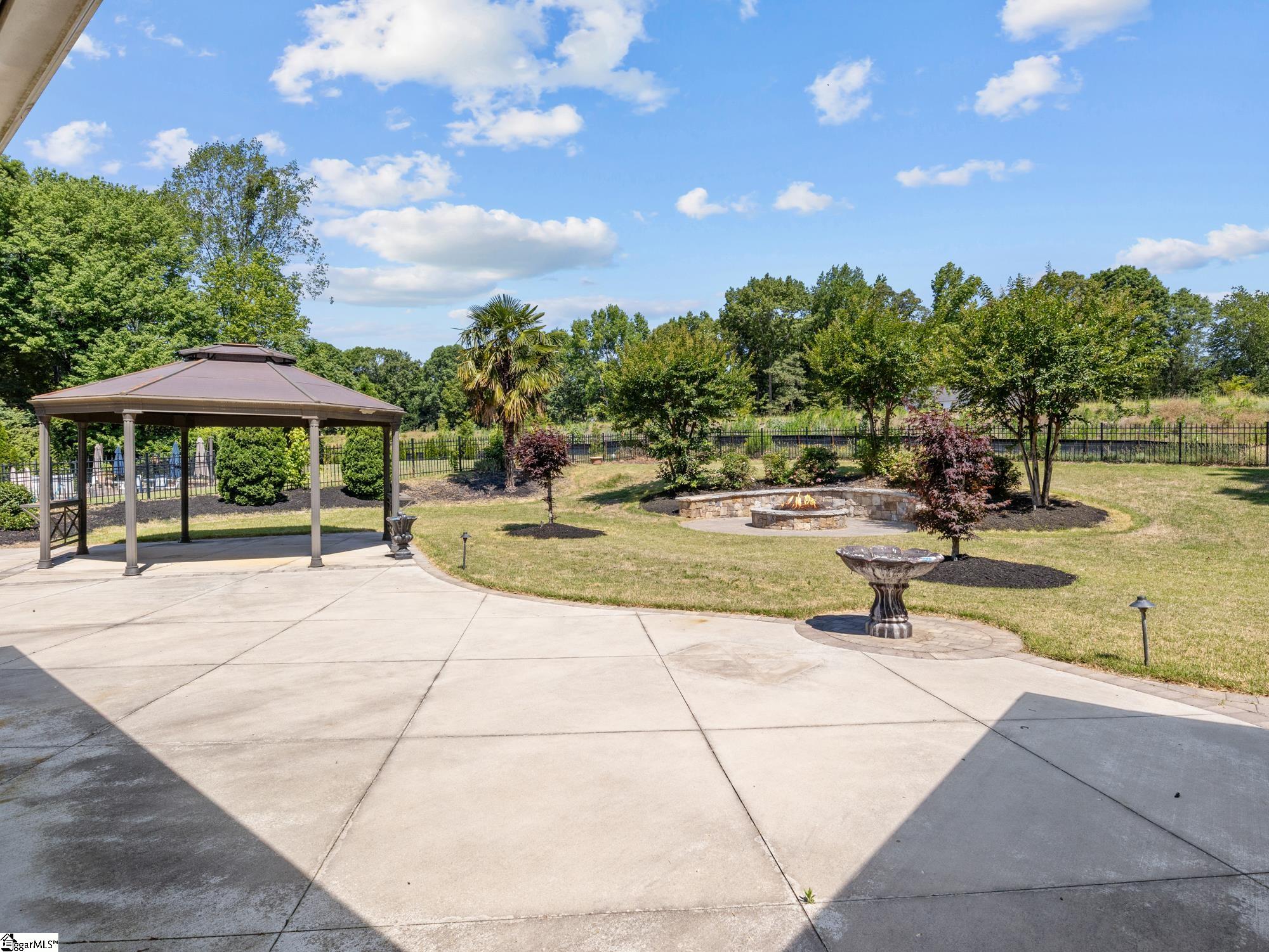112 Linkside Drive Property Photo 45