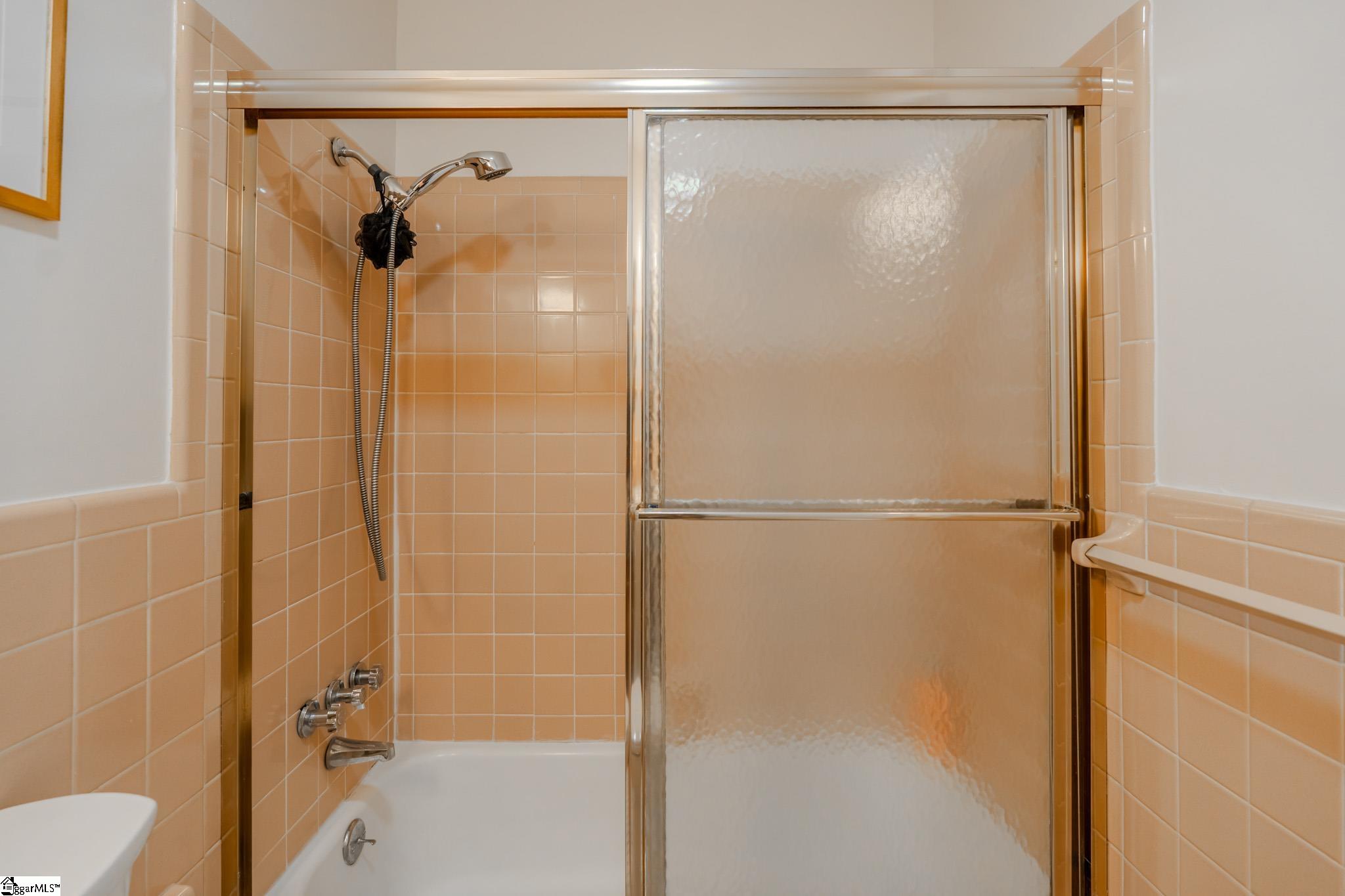 201 Carolyn Road Property Photo 23