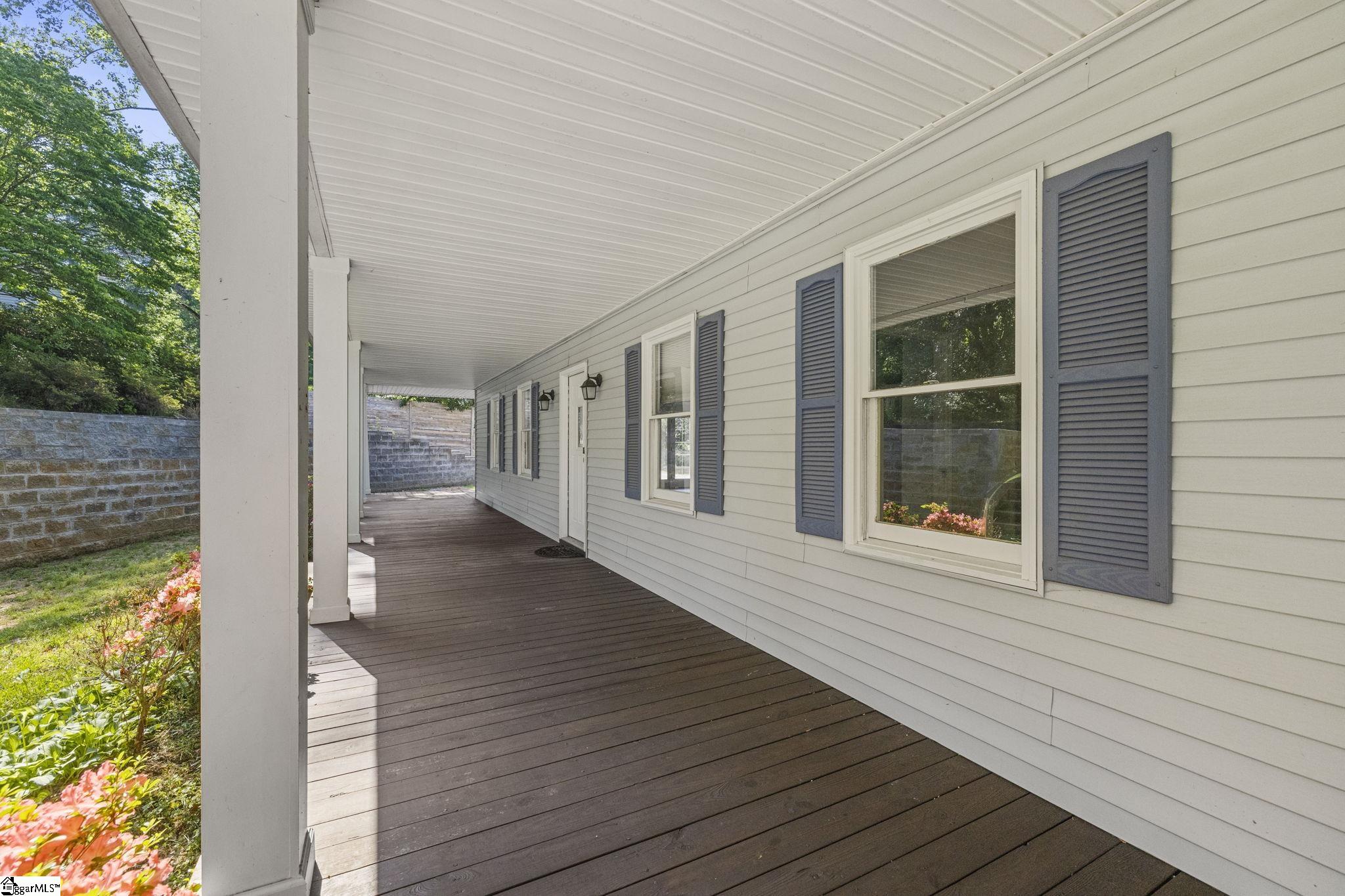 4731 State Park Road Property Photo 7